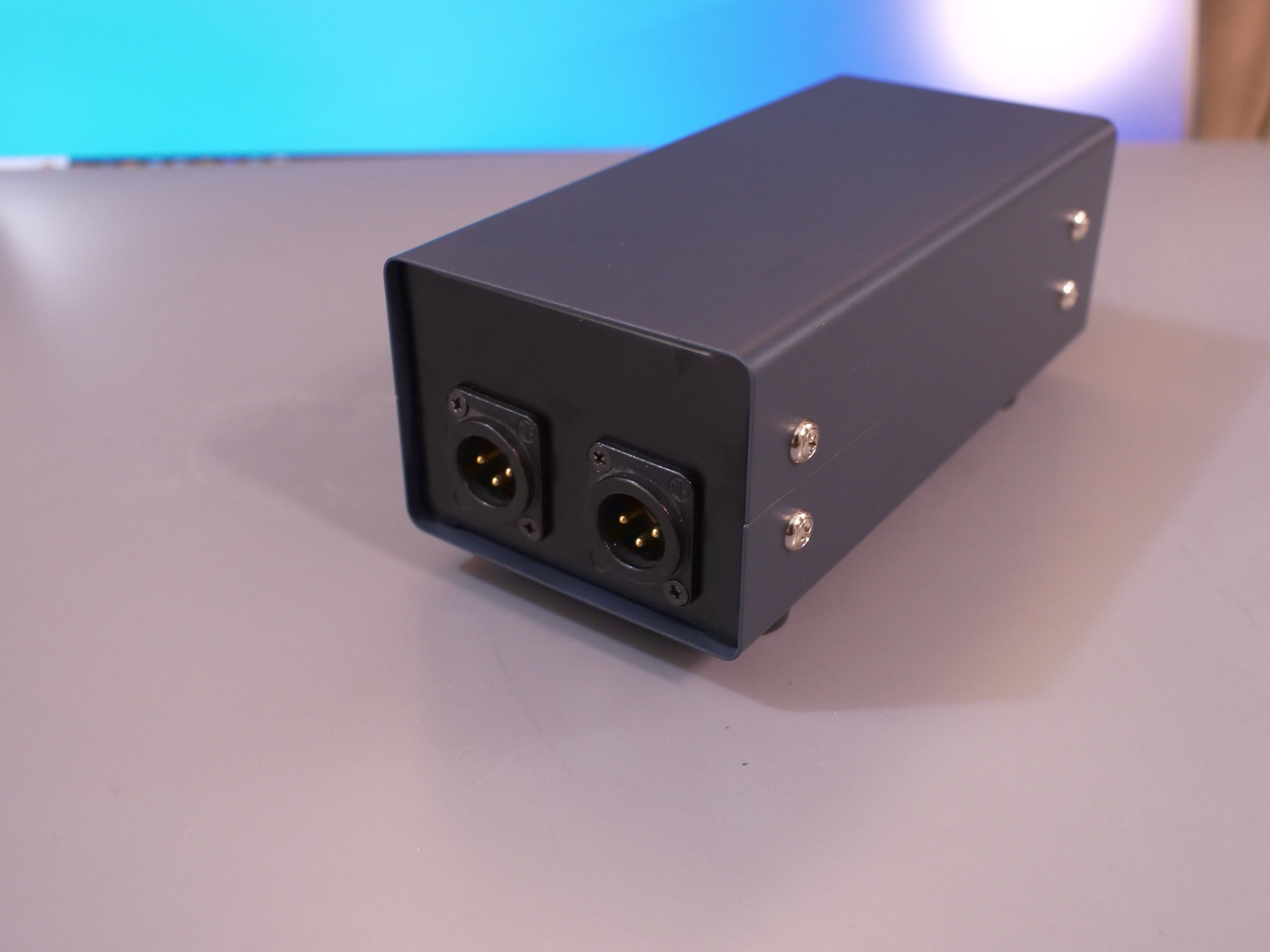 ステレオ仕様のトランスボックスを自作しました。600Ω：600Ω