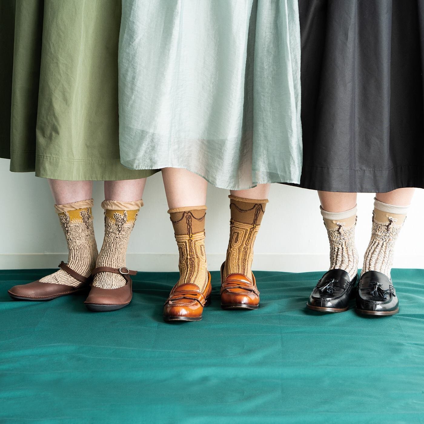 神秘的で独創的な文様をまとう 縄文土器ソックス #十日町市博物館