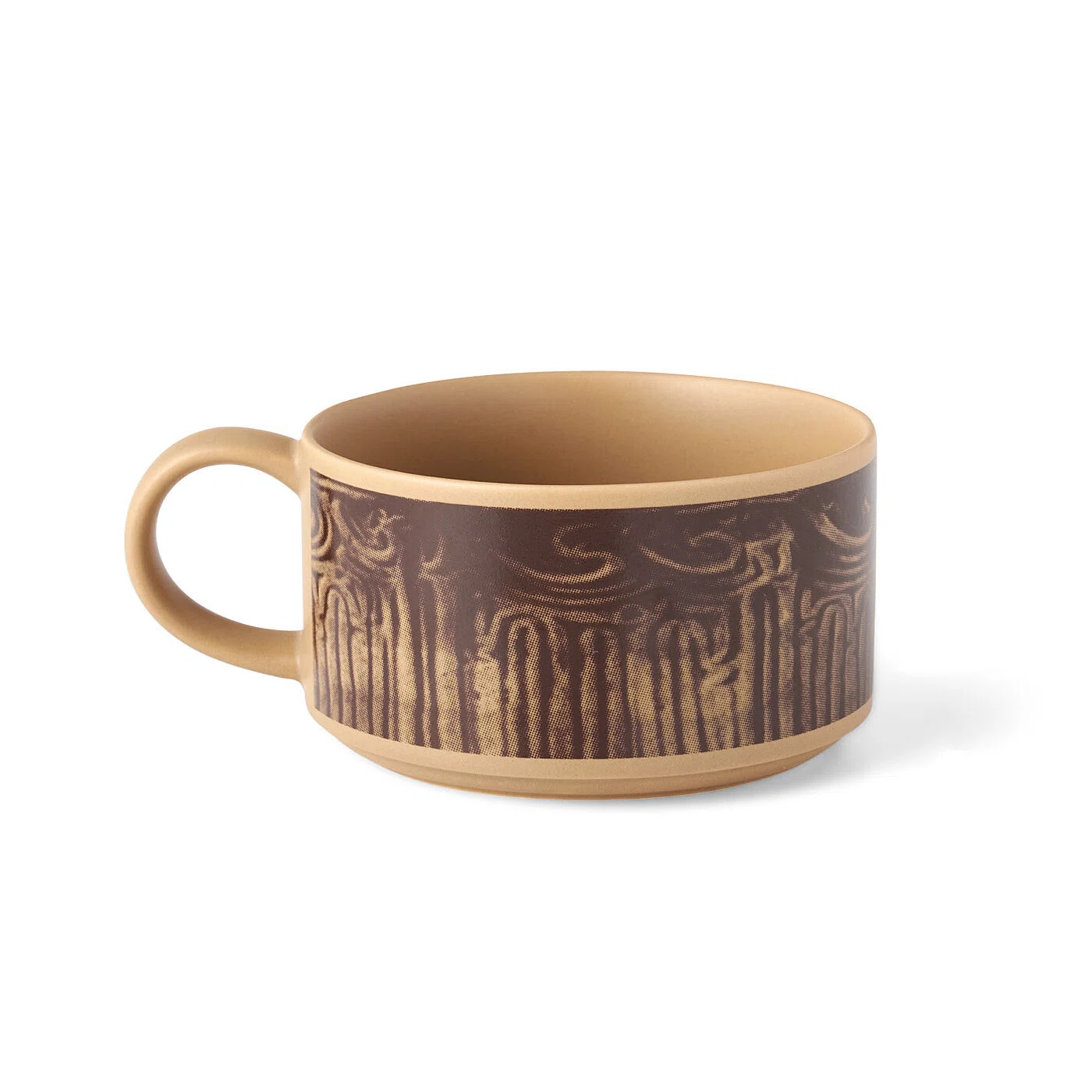 Learning about Jomon pottery patterns while enjoying delicious