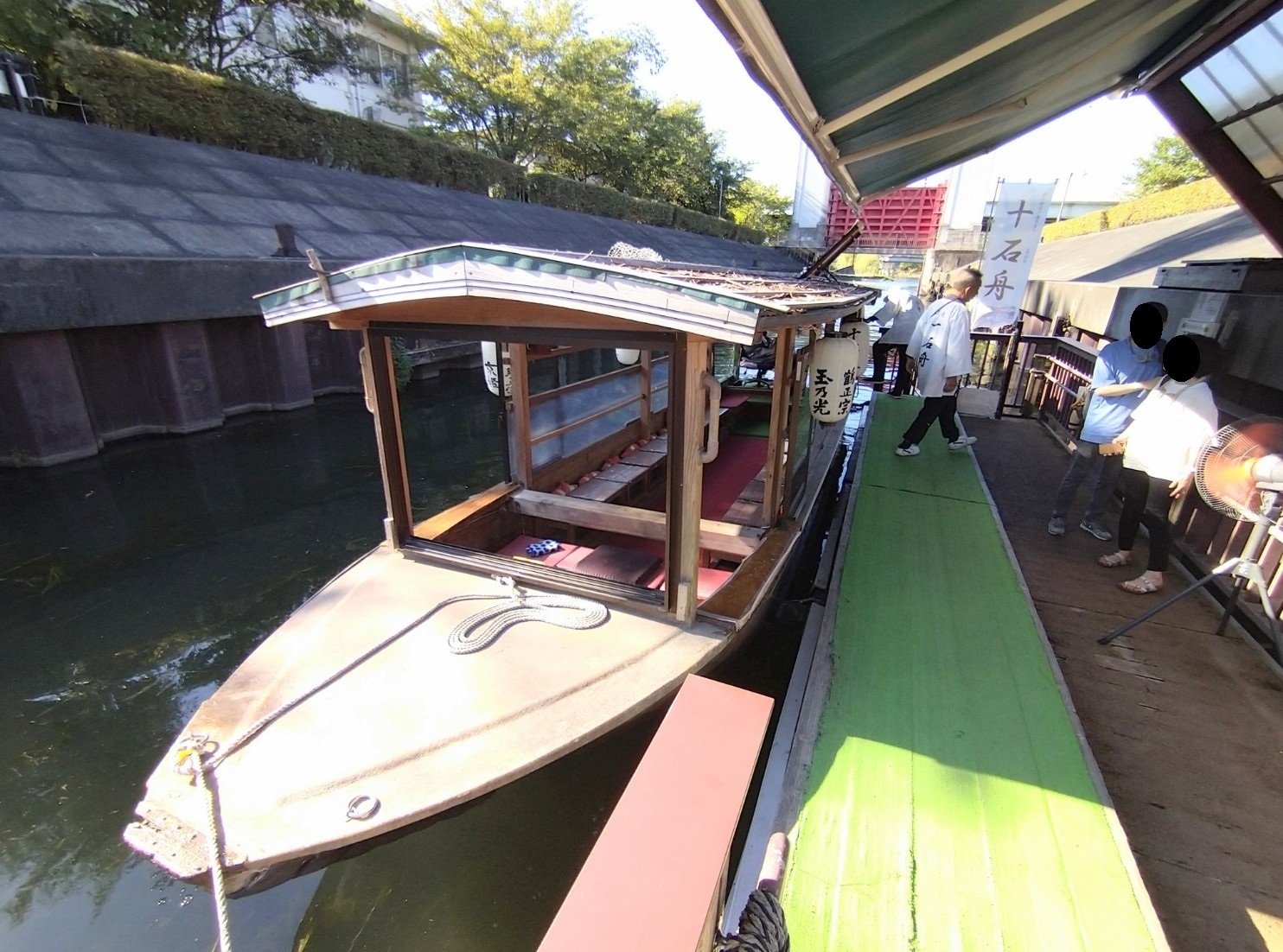 舟舟 ⛴ 京都伏見の観光舟『十石舟』～ここは日本が誇る「ジャングル