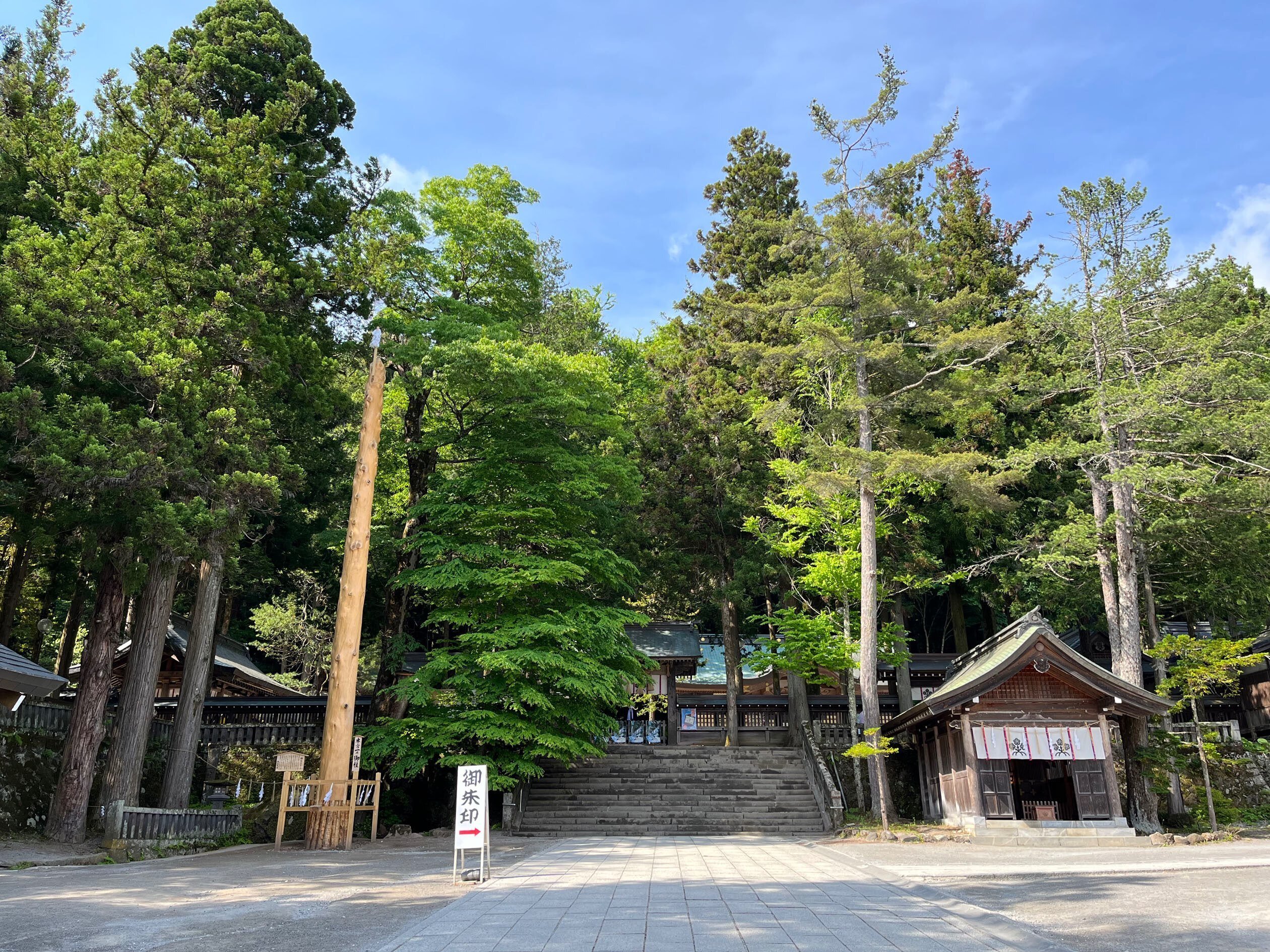 御柱　諏訪 諏訪大社御柱祭・長野県内の御柱祭 – とっておき信州
