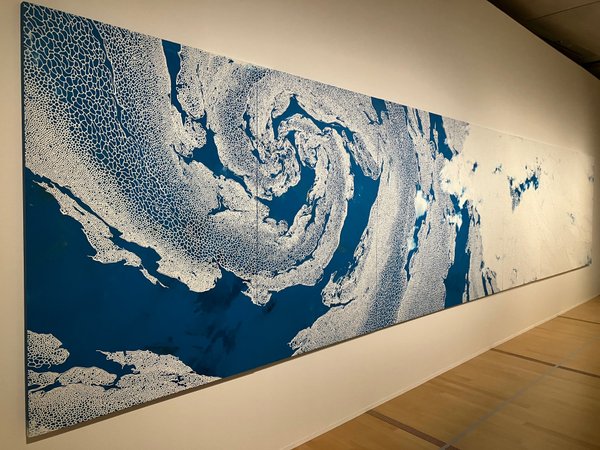 山本基さんの作品