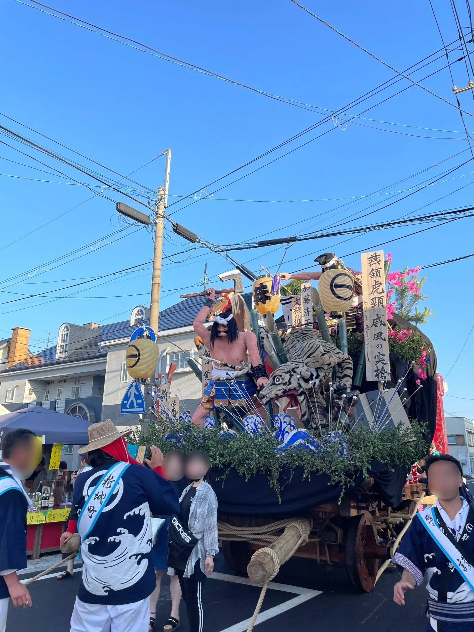 お祭り好き 山車の車輪