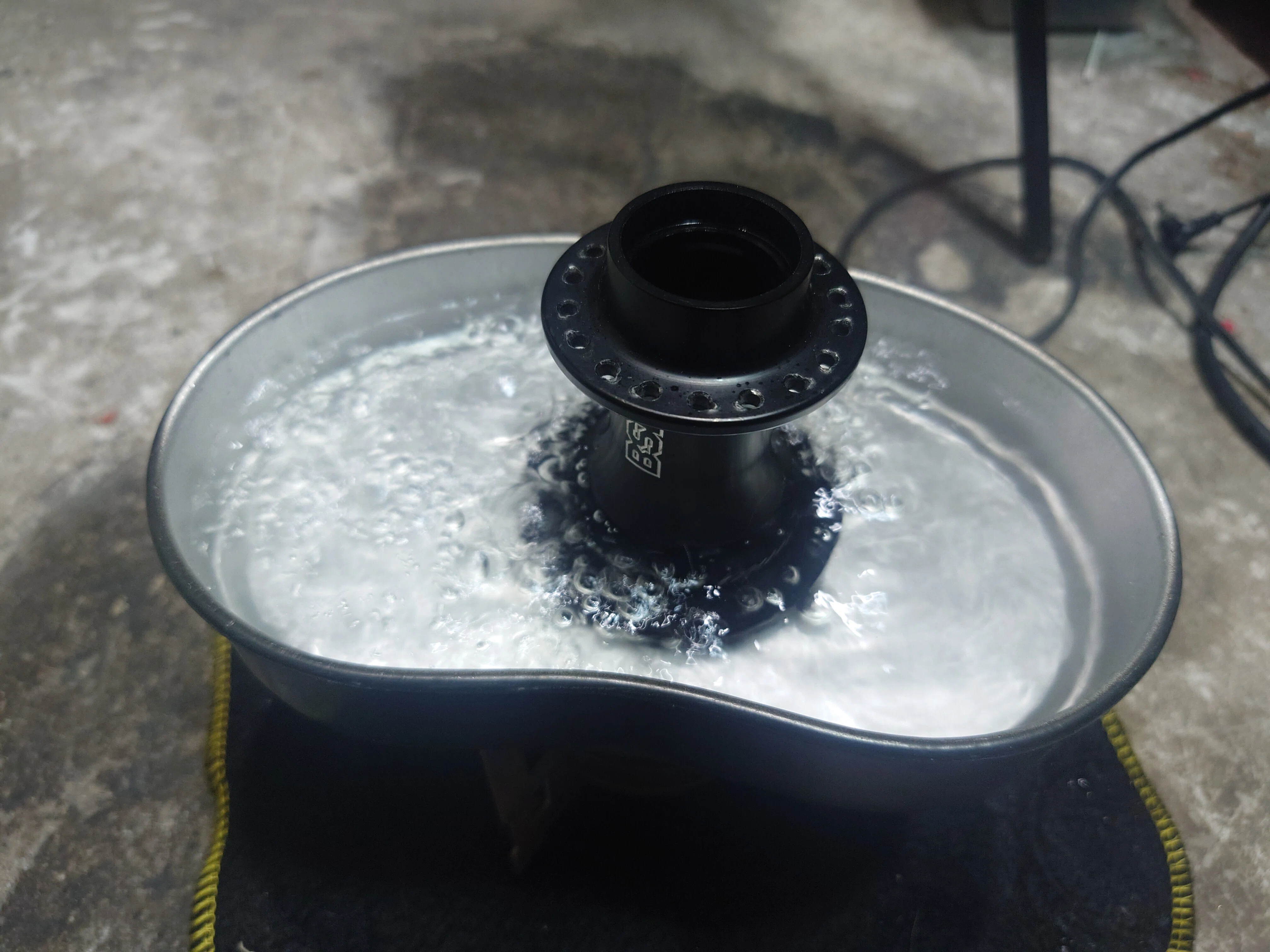 LHD BSD REVOLUTION FREECOASTER HUB to RHD COLONY SWARM FREECOASTER
