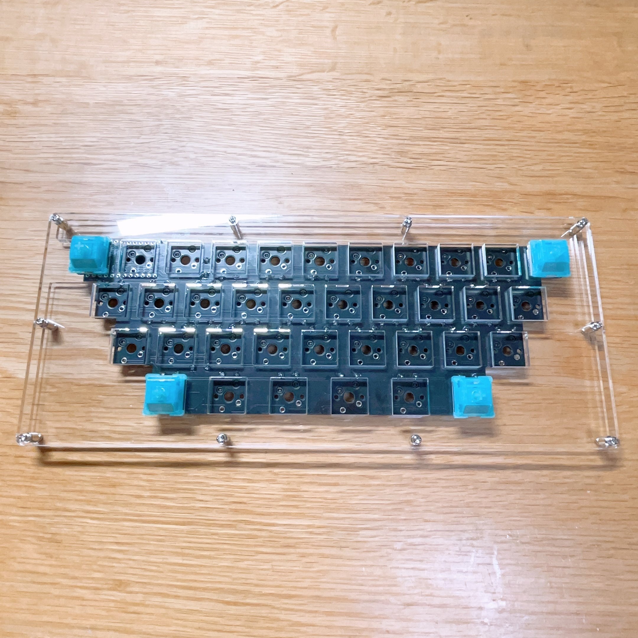 自作キーボードキット「Ejectix」ビルドガイド|Kumami(K) 自作キーボードキット「Ejectix」ビルドガイド|Kumami(K)