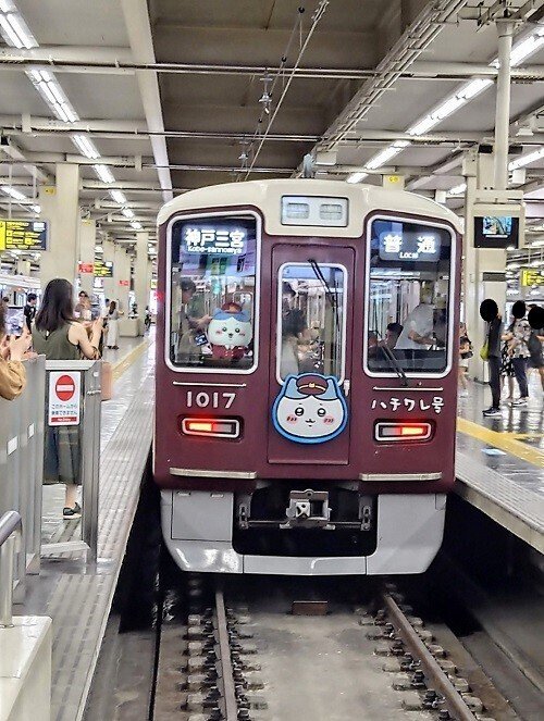 🚋『ちいかわ×阪急電車』～ちいかわラッピング列車【神戸線