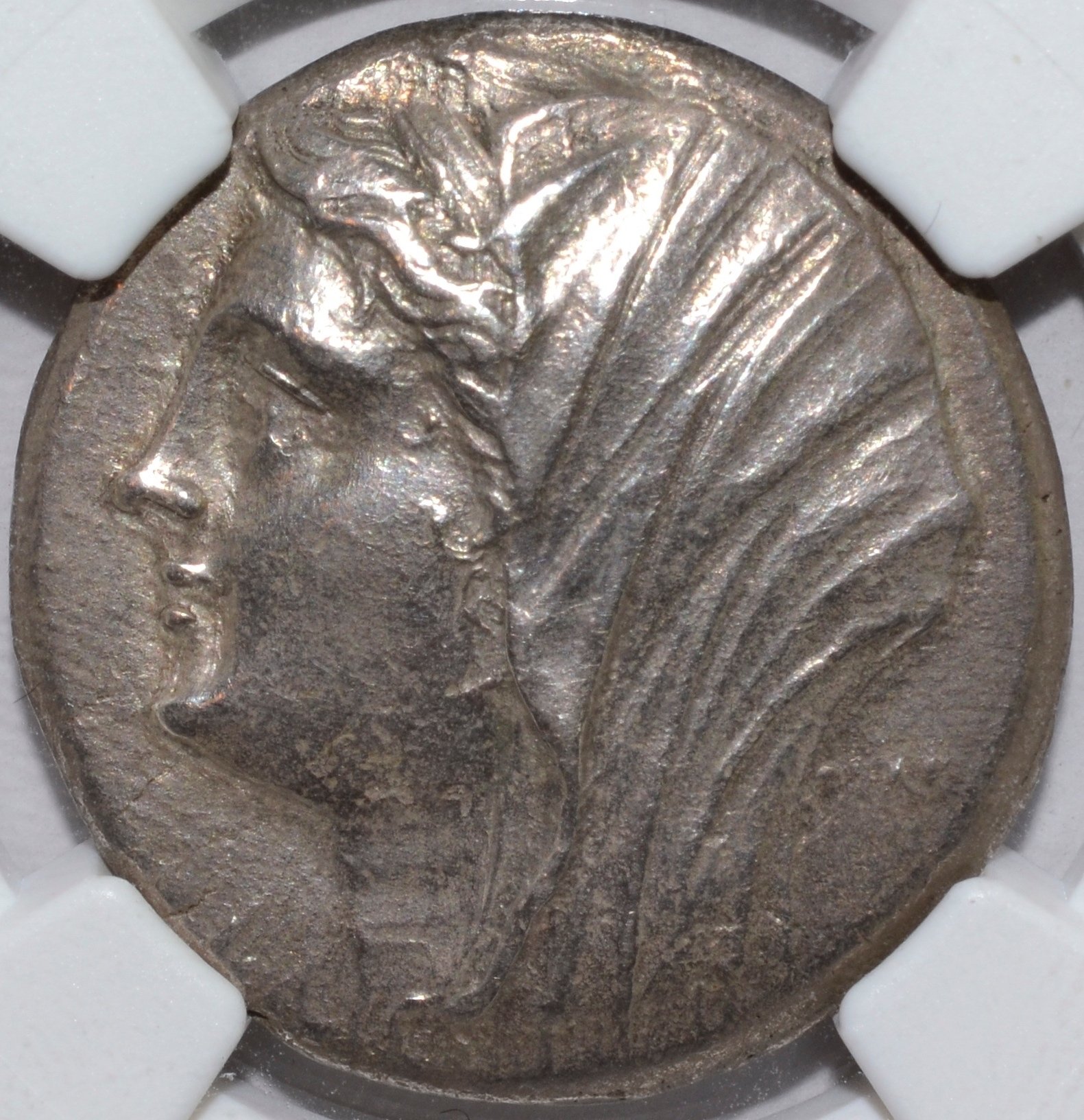 アンティークコインの世界 | 王妃フィリスティスの銀貨｜Shelk🦋