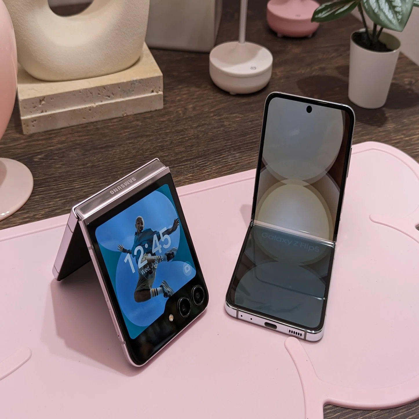 サムスンが「Galaxy Z Fold5/Z Flip5」などを国内発表。特に「Flip5 