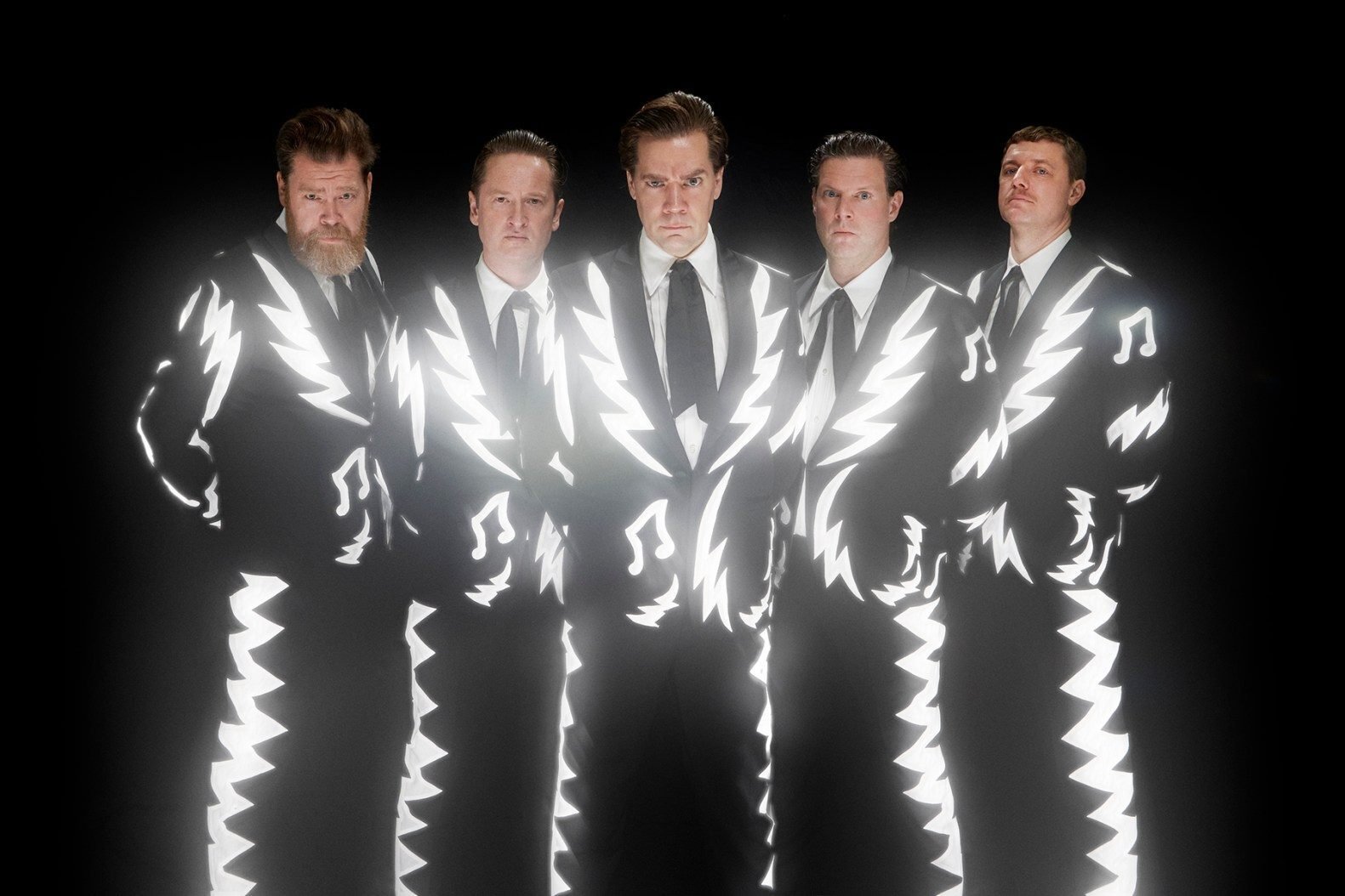 ハイヴス　ベアリィ・リーガル　the hives Amazon.co.jp: ベアリィ・リーガル: ミュージック
