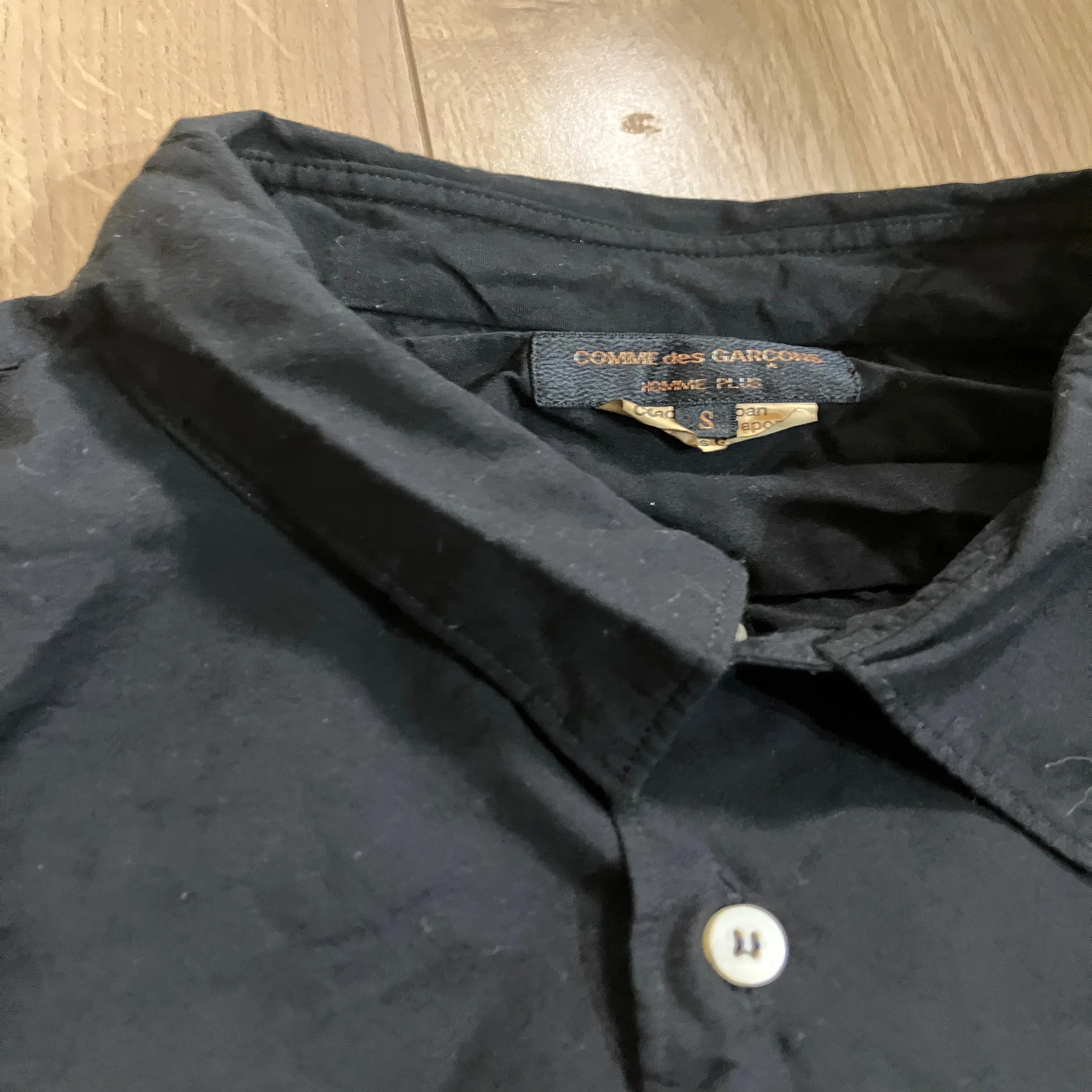 COMME des GARCONS HOMME PLUS ポリエステルシャツ｜ナン