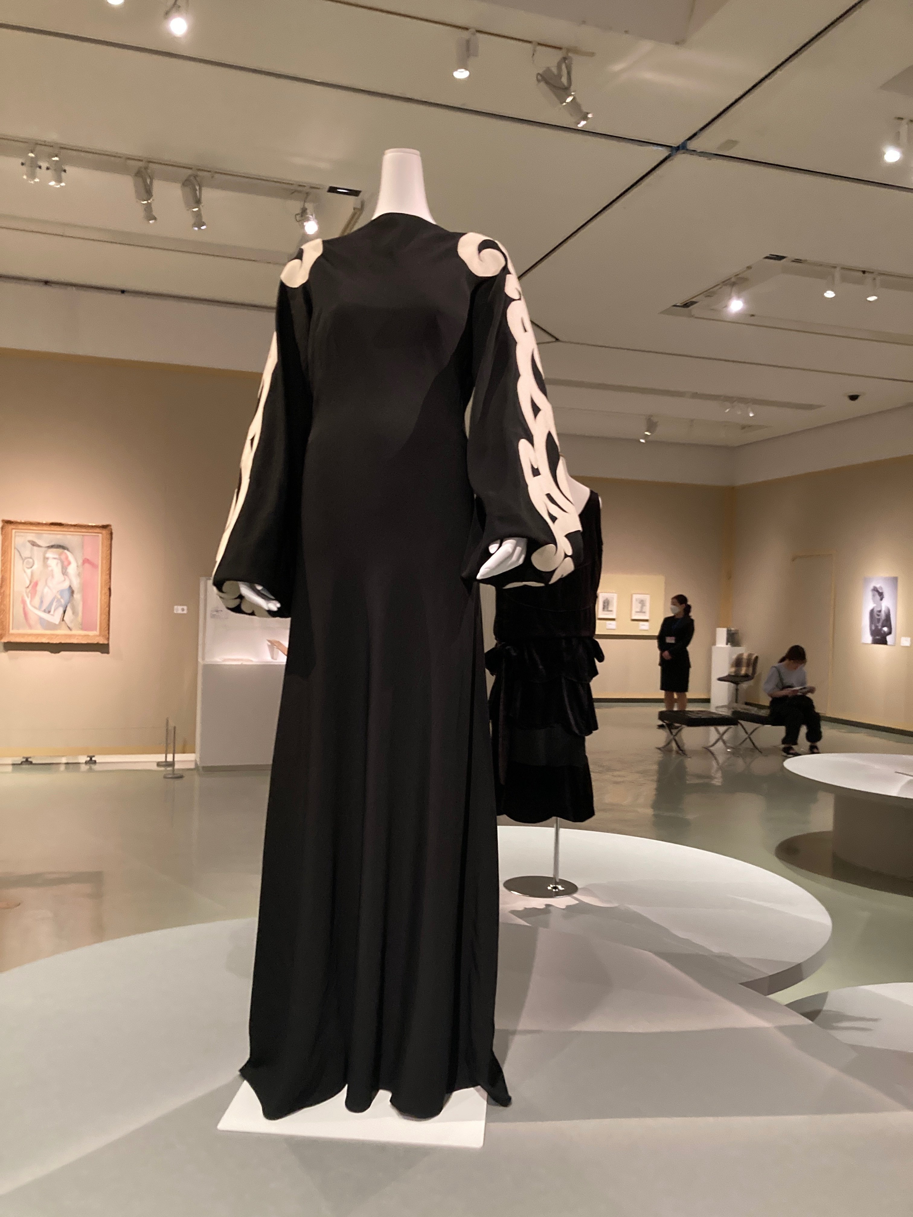 マリー・ローランサンとモード（Marie Laurencin et la mode）：1920