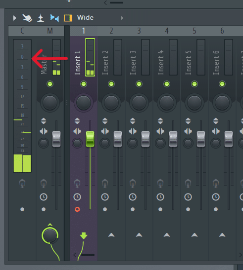 Mixer の画像。Current の音量レベル 0db のあたりを赤い矢印が指している。