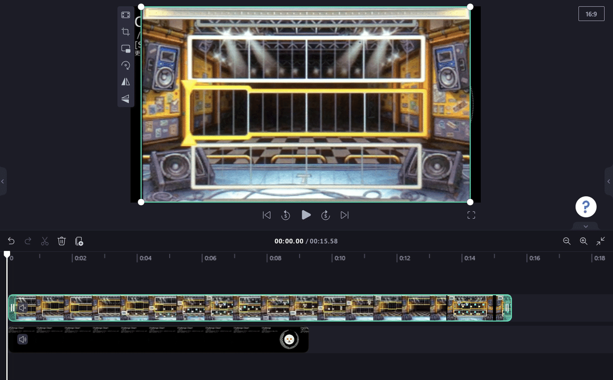 Clipchamp 編集画面の中央部、プレビューとタイムラインの画像。プレビューとタイムラインの追加動画部分が緑の線で縁取りされており、選択中であることを示している。
