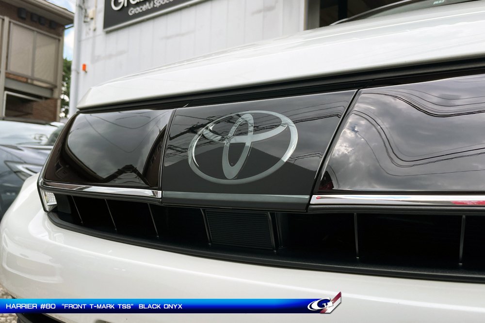 ハリアー60系後期最上位グレード【プログレス】純正エンブレム ハリアー60系後期最上位グレード【プログレス】純正エンブレム 60系