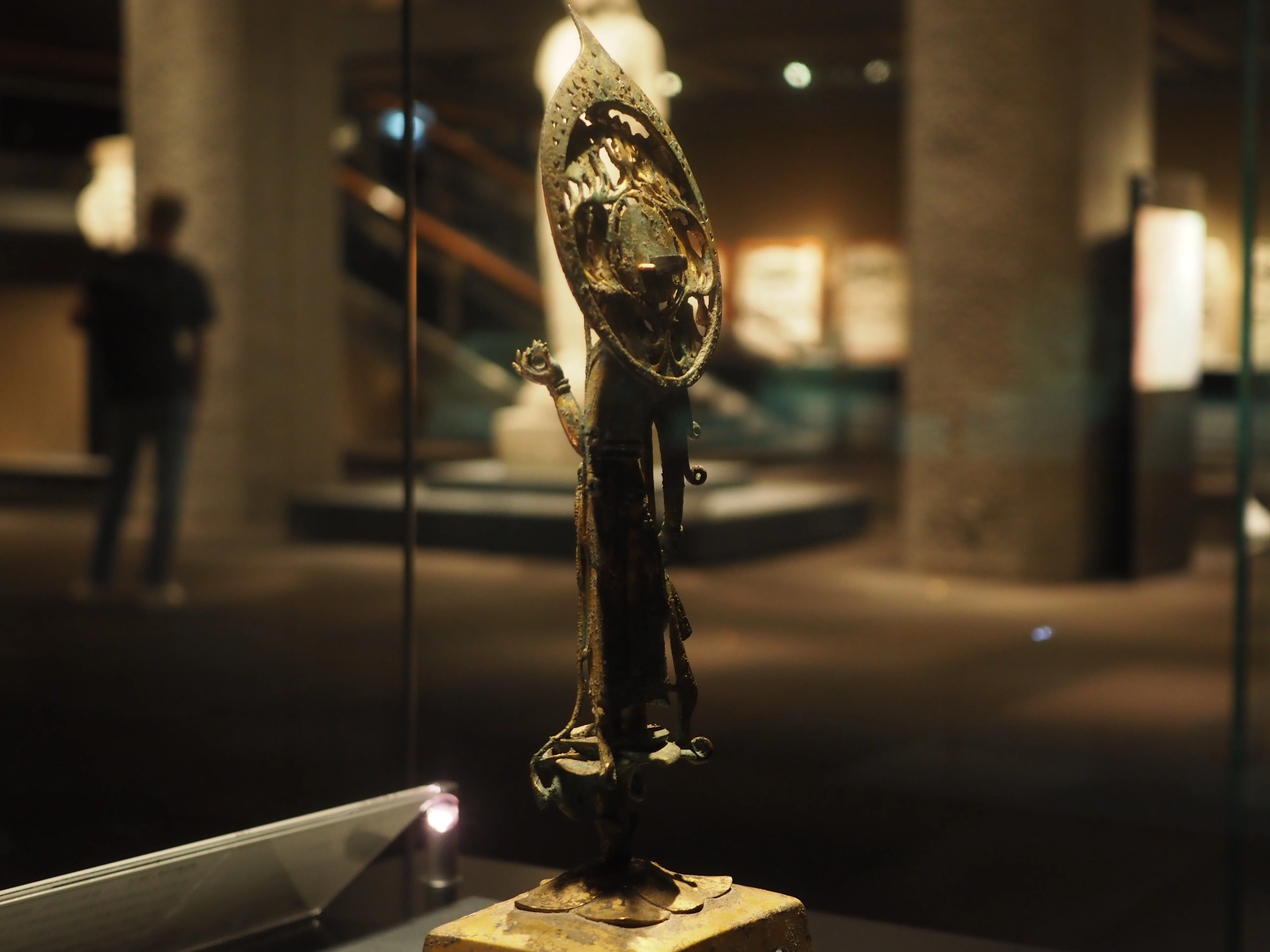 古代中国の仏像が……@ 東京国立博物館｜かわかわ