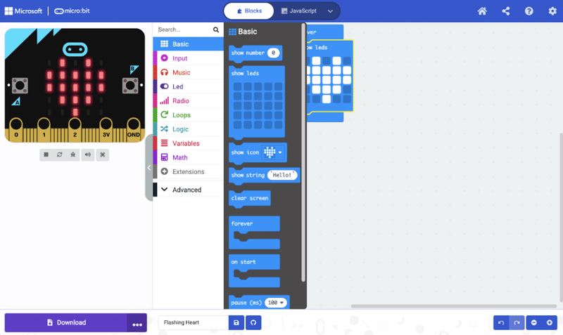 ブロックプログラミングでタイルを並べる画面