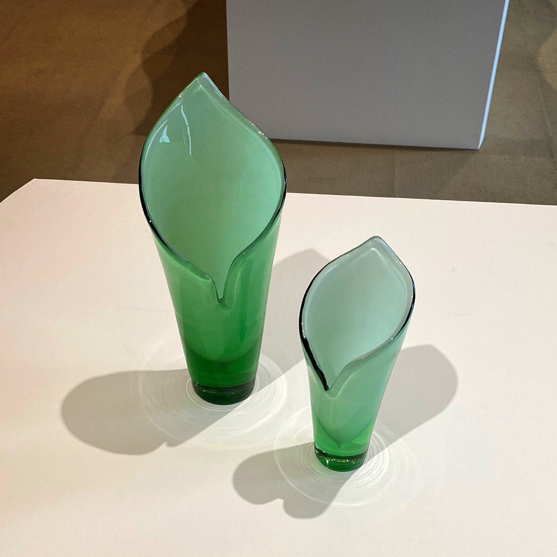 フィンランド グンネル・ニューマン 1947-1948年頃 クリスタルガラス花瓶-