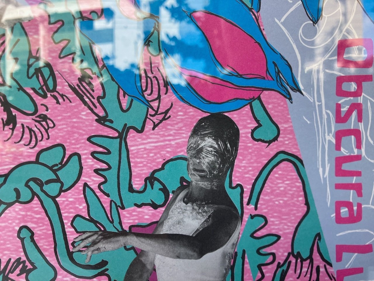 紫檀色の民藝ダンス