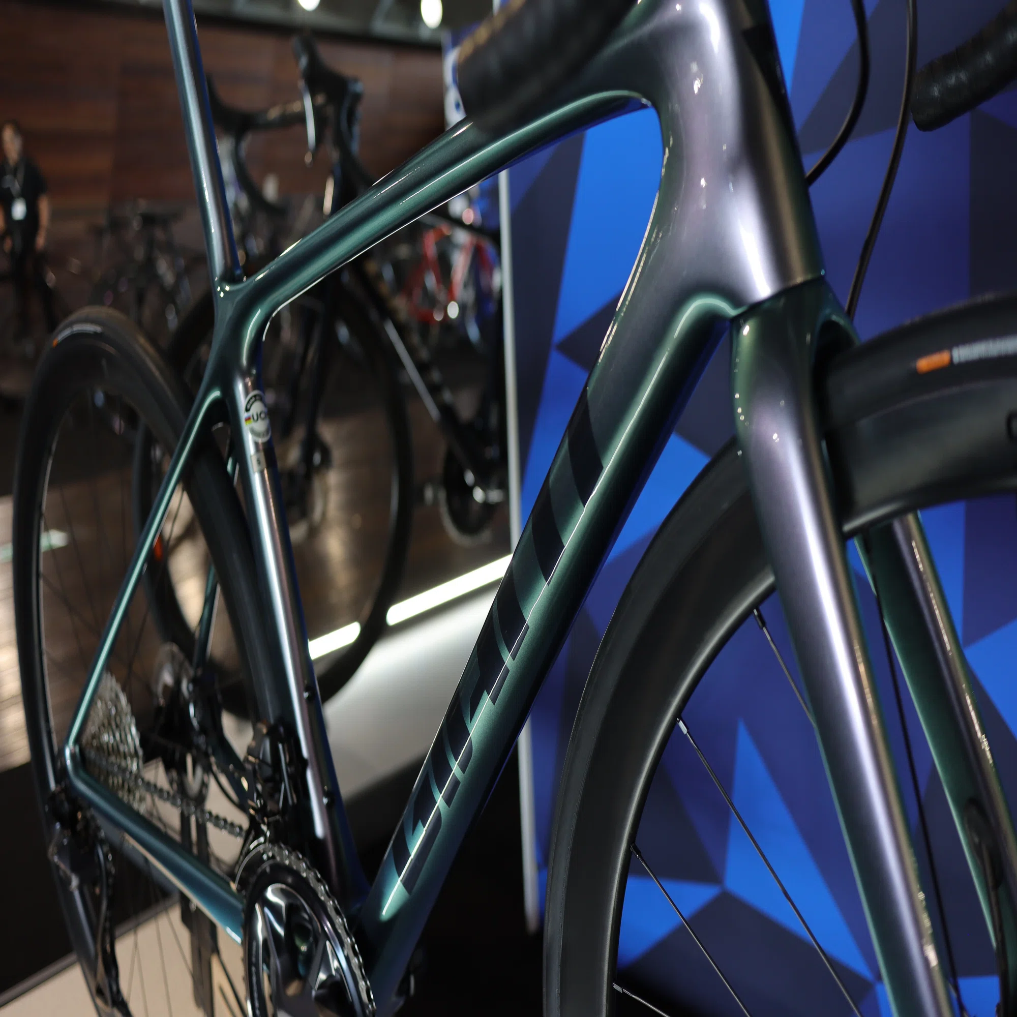 入荷予約特典 現金特価』GIANT 2024年モデル TCR ADVANCED SL 