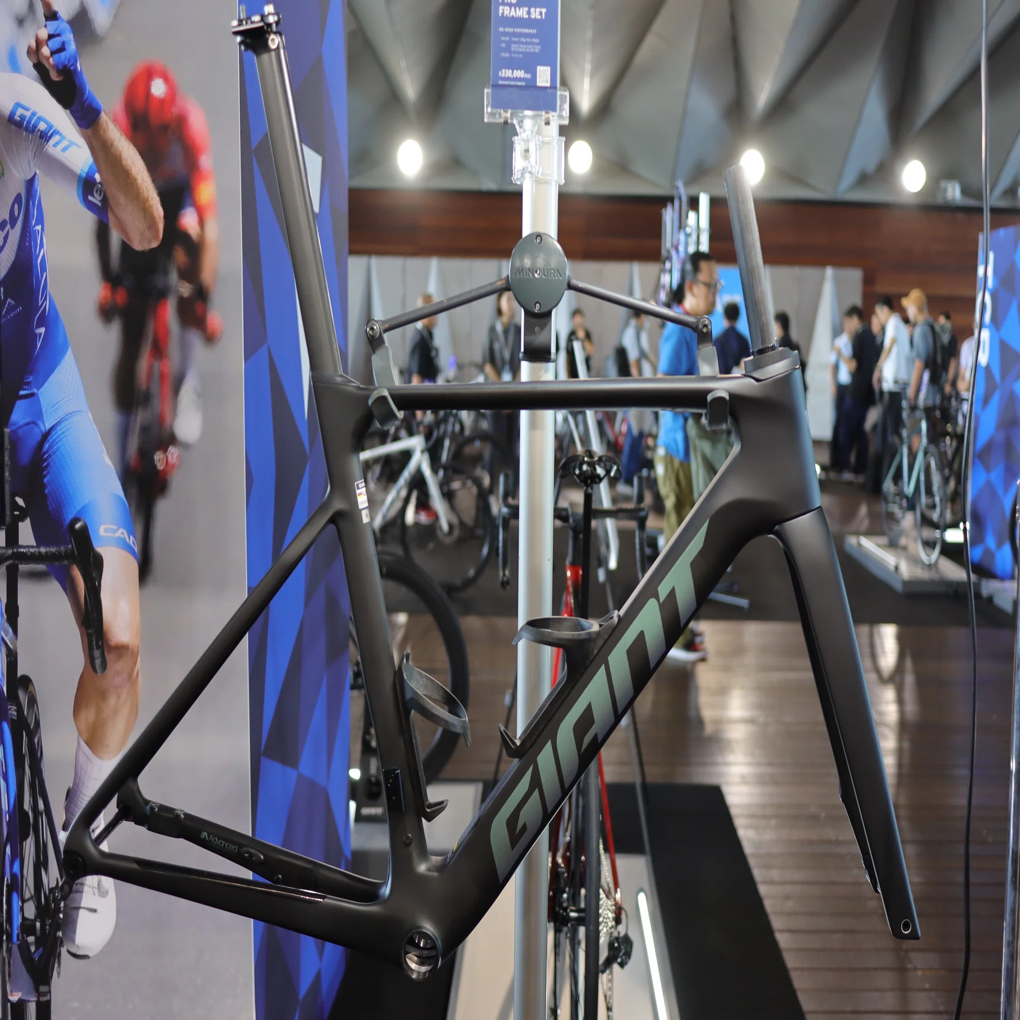 お得なご提案』2024年モデル GIANT PROPEL ADVANCED PRO ｜BIKE SHOP 