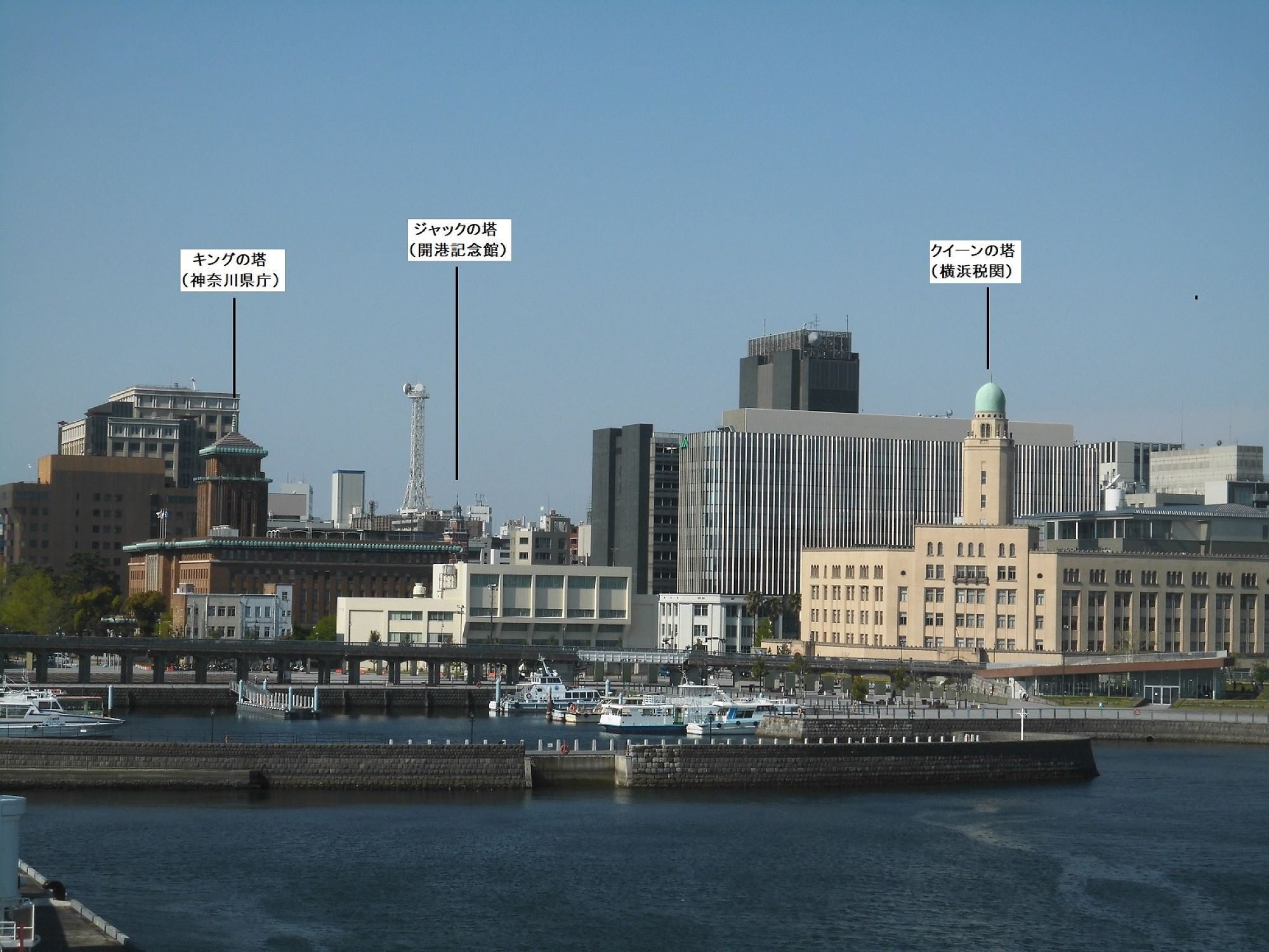 047.横浜港・大さん橋-国際客船ターミナル｜梶文彦