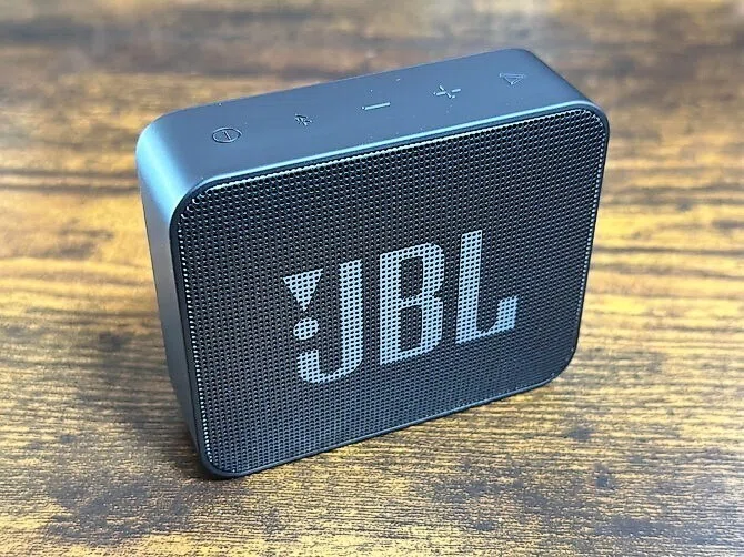 コンパクトながらも高音質!IPX7防水対応Bluetoothスピーカー「JBL GO コンパクトながらも高音質!IPX7防水対応Bluetoothスピーカー「JBL GO