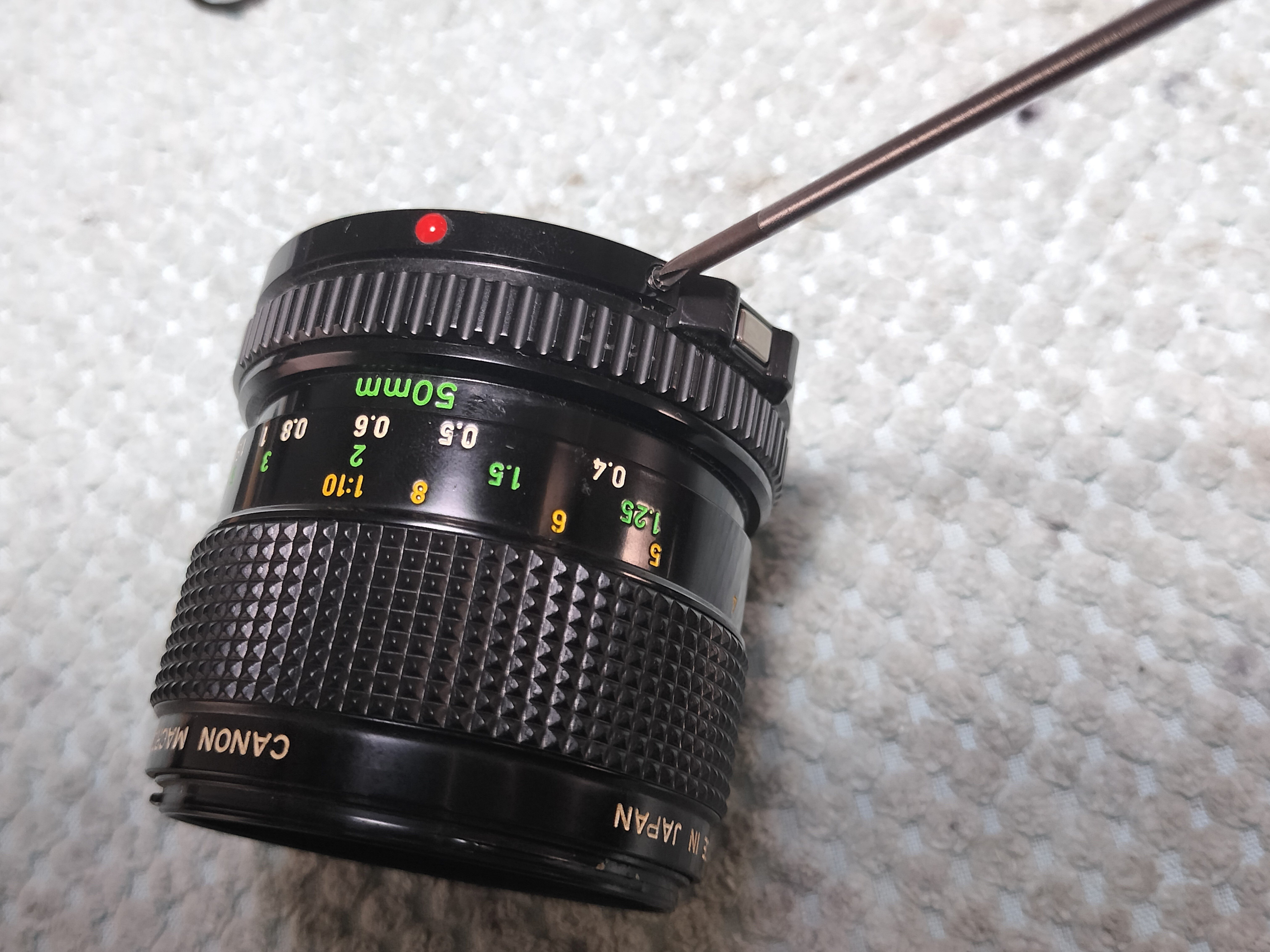 Canon New FD 50mm F/3.5 マクロの分解|フィルムカメラ修理の Canon New FD 50mm F/3.5 マクロの分解|フィルムカメラ修理の