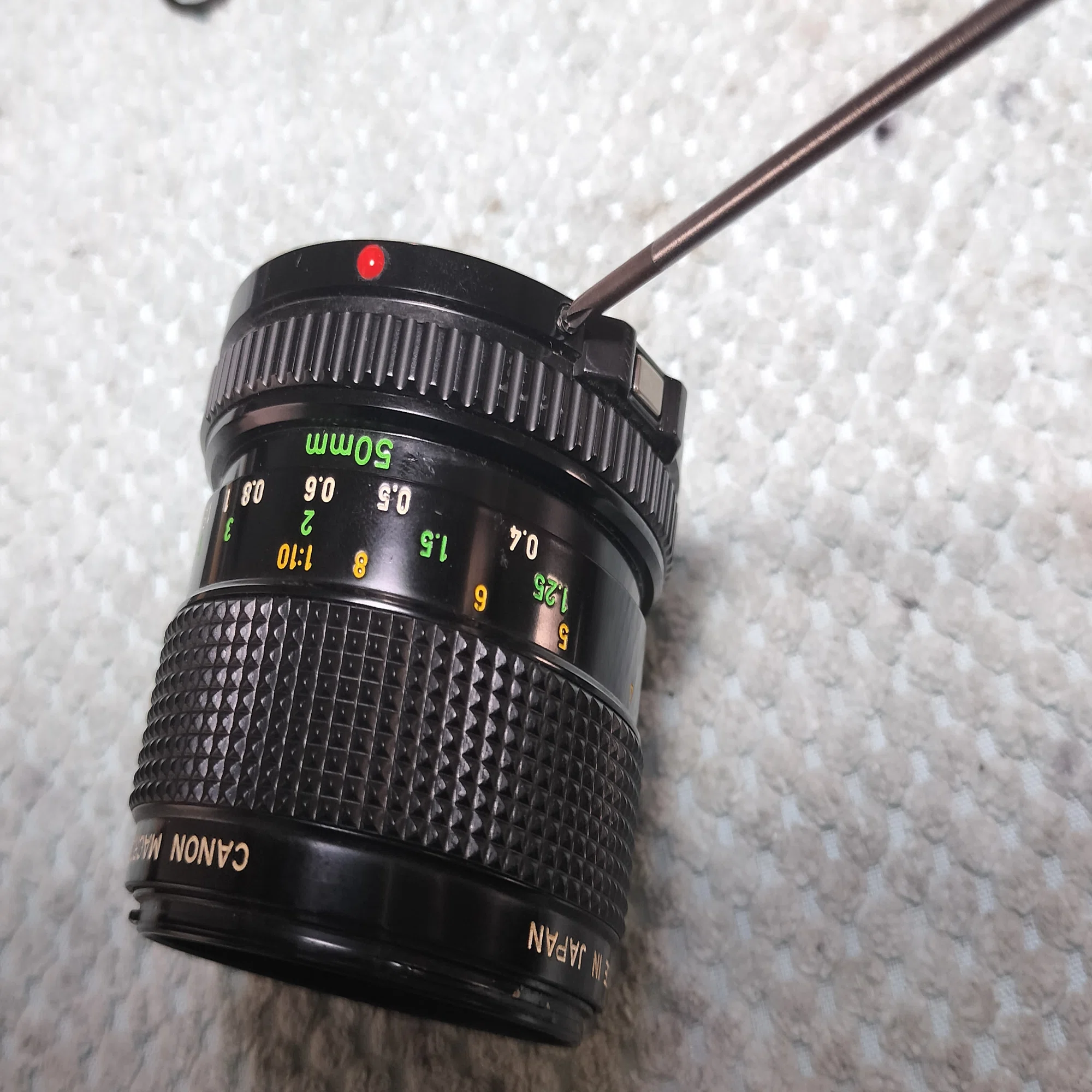 Canon New FD 50mm F/3.5 マクロの分解｜フィルムカメラ修理のアクアカメラ
