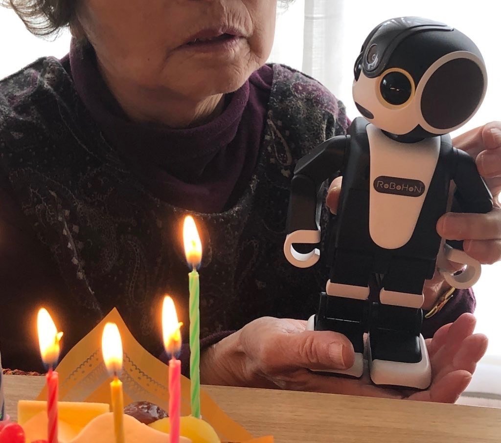 なつみのママページです　　ロボホン 今年もやります！】ロボホンのカラー！ | ロボホンともだち広場