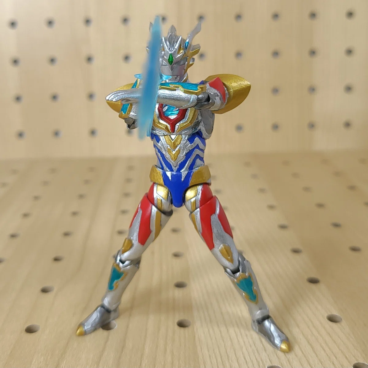 超動αウルトラマン6 塗装＆改造｜ウンウンペンチウム