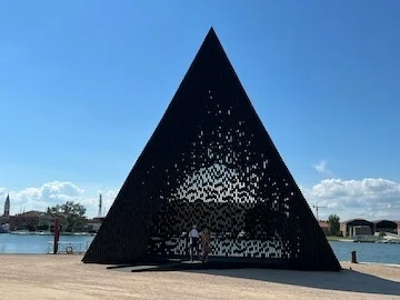 ヴェネツィア・ビエンナーレ建築展、続編。｜fumie