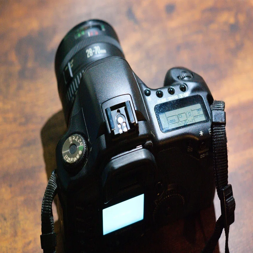 Canon EOS 10D｜元田中マロ