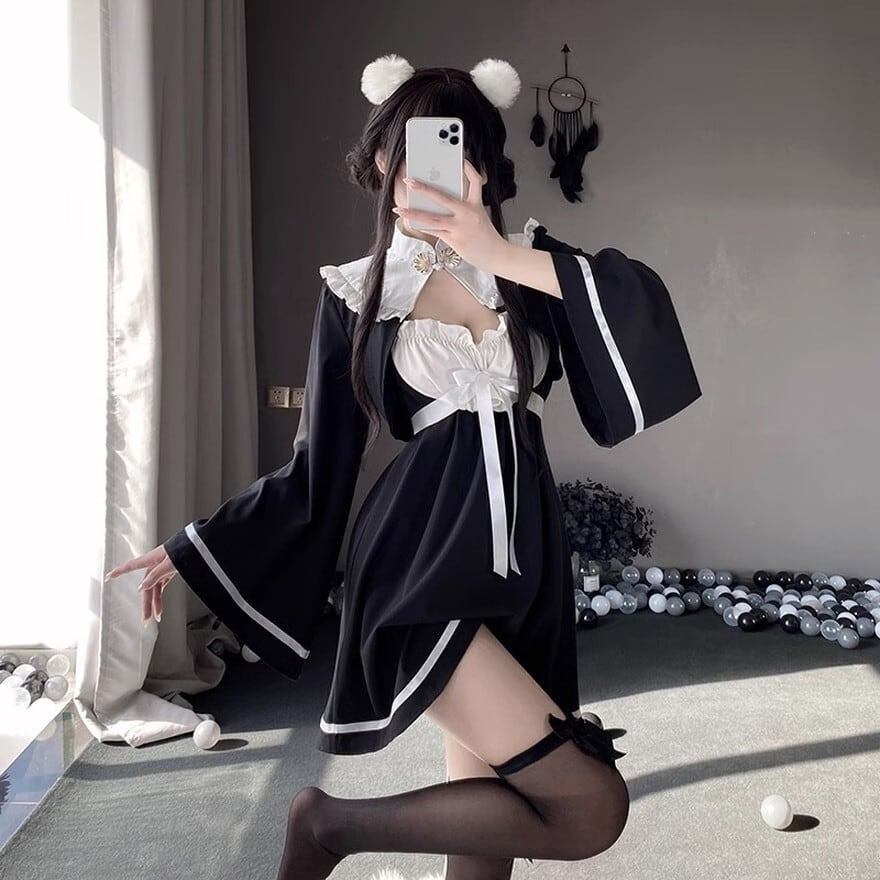 ちょっぴりセクシーなメイド服