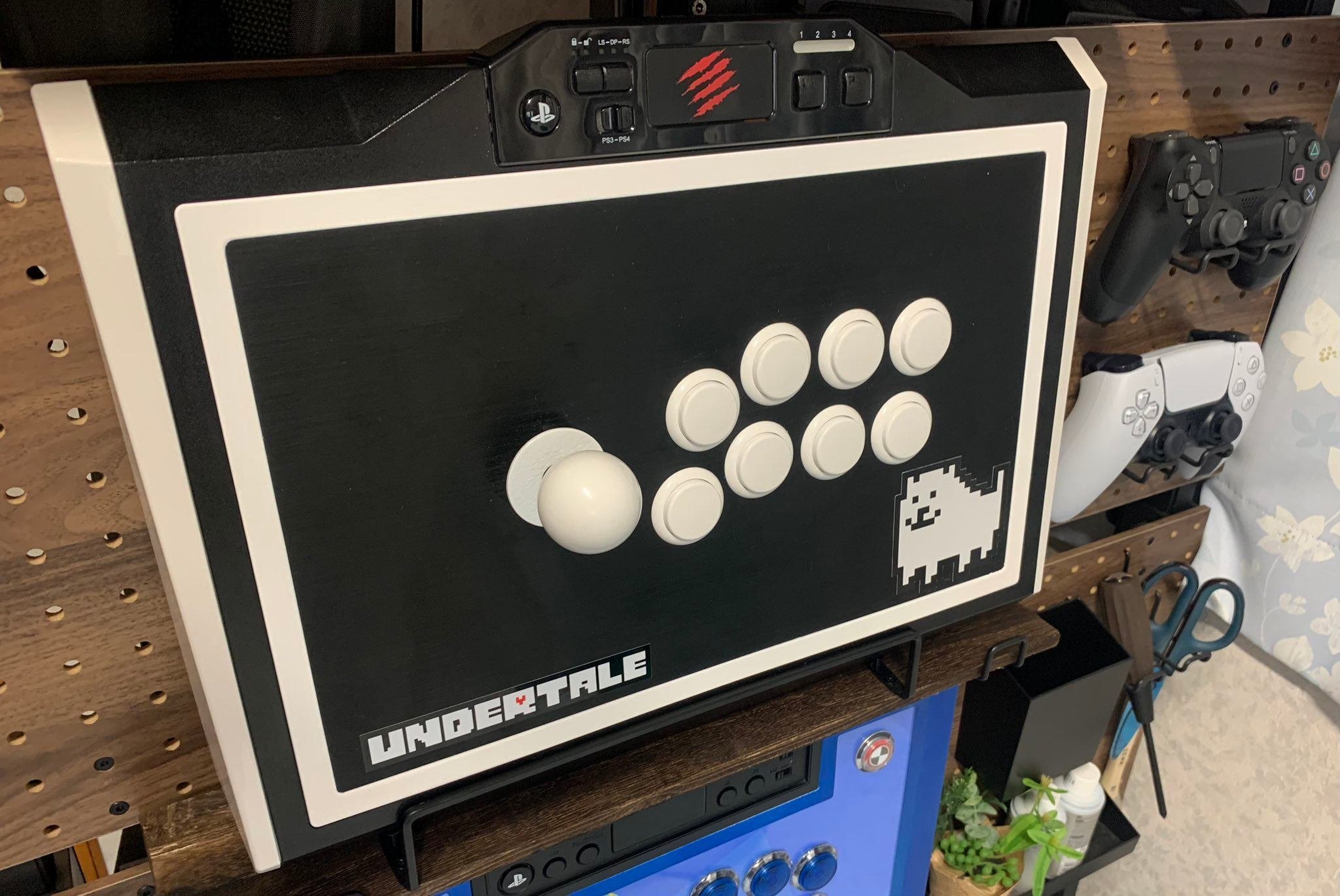 アケコンをカスタムした話⑧～『TE2＆TE2+』（塗装）編～｜たくさん