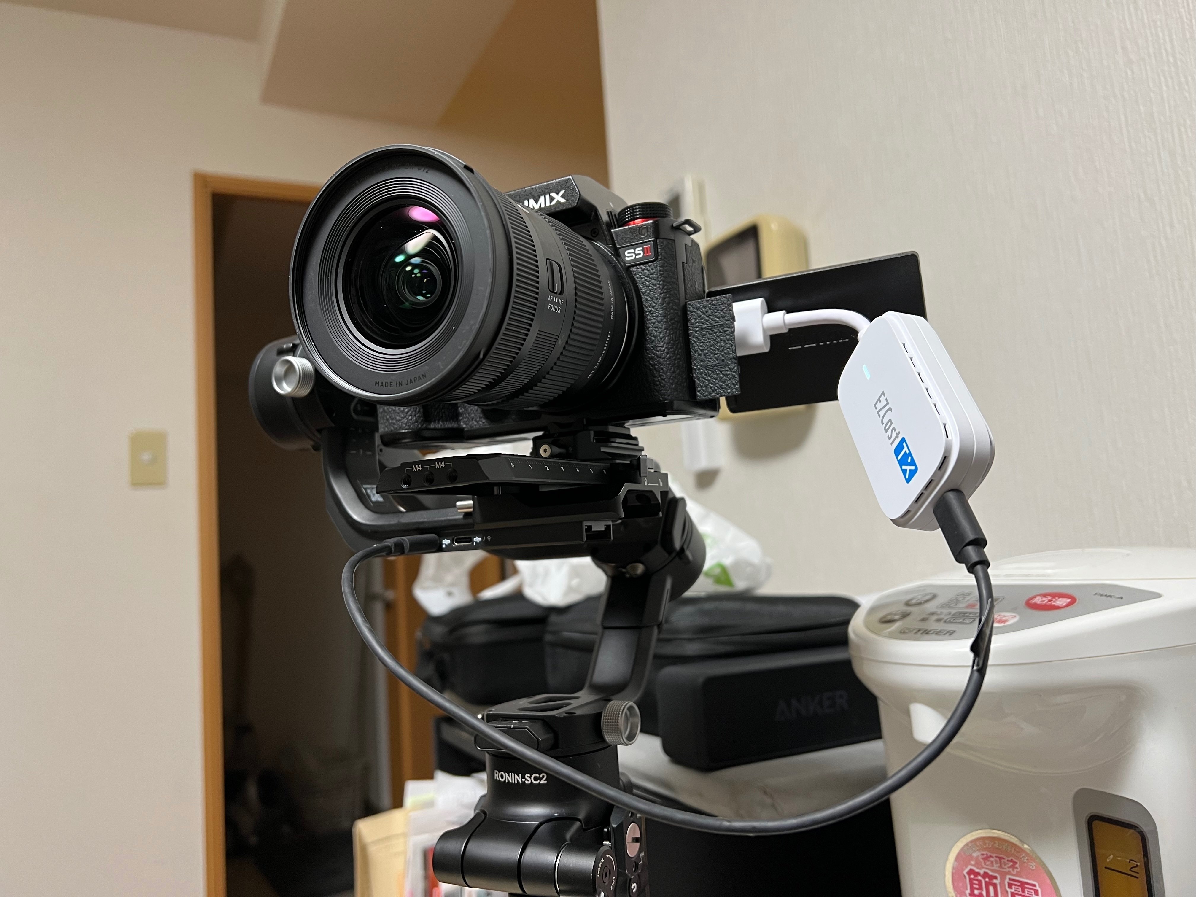 HDMIもワイヤレス伝送だ!ムービング撮影の強い味方「EZCast HDMIもワイヤレス伝送だ!ムービング撮影の強い味方「EZCast