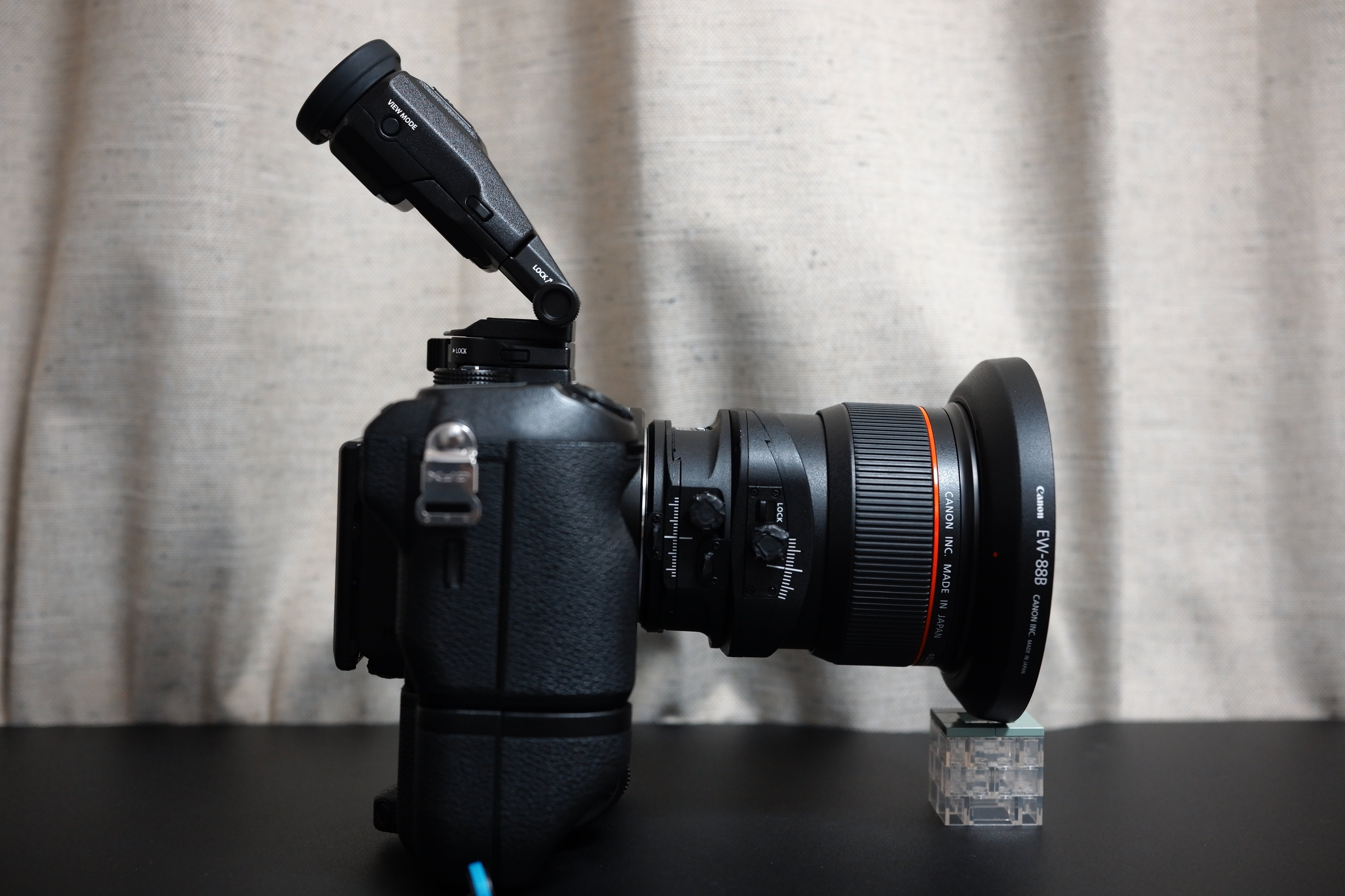 イーストポス　ファインダーカメラ レビュー】GFXでウエストレベルファインダーを使う EVF-TL1