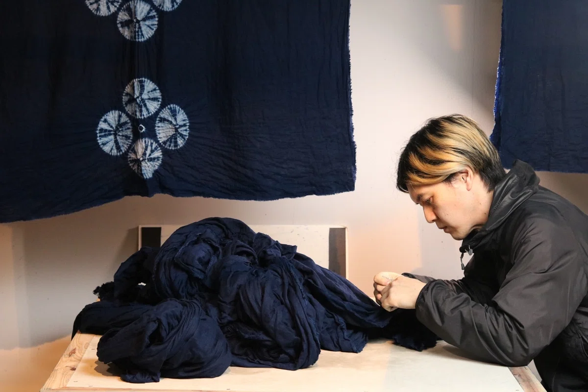 【FABRIC∞LIFE】日ノ目スタヂオ様〜福岡県朝倉市の伝統工芸「甘木絞り」という絞り染めの制作をされている日ノ目スタヂオ・西村 ...