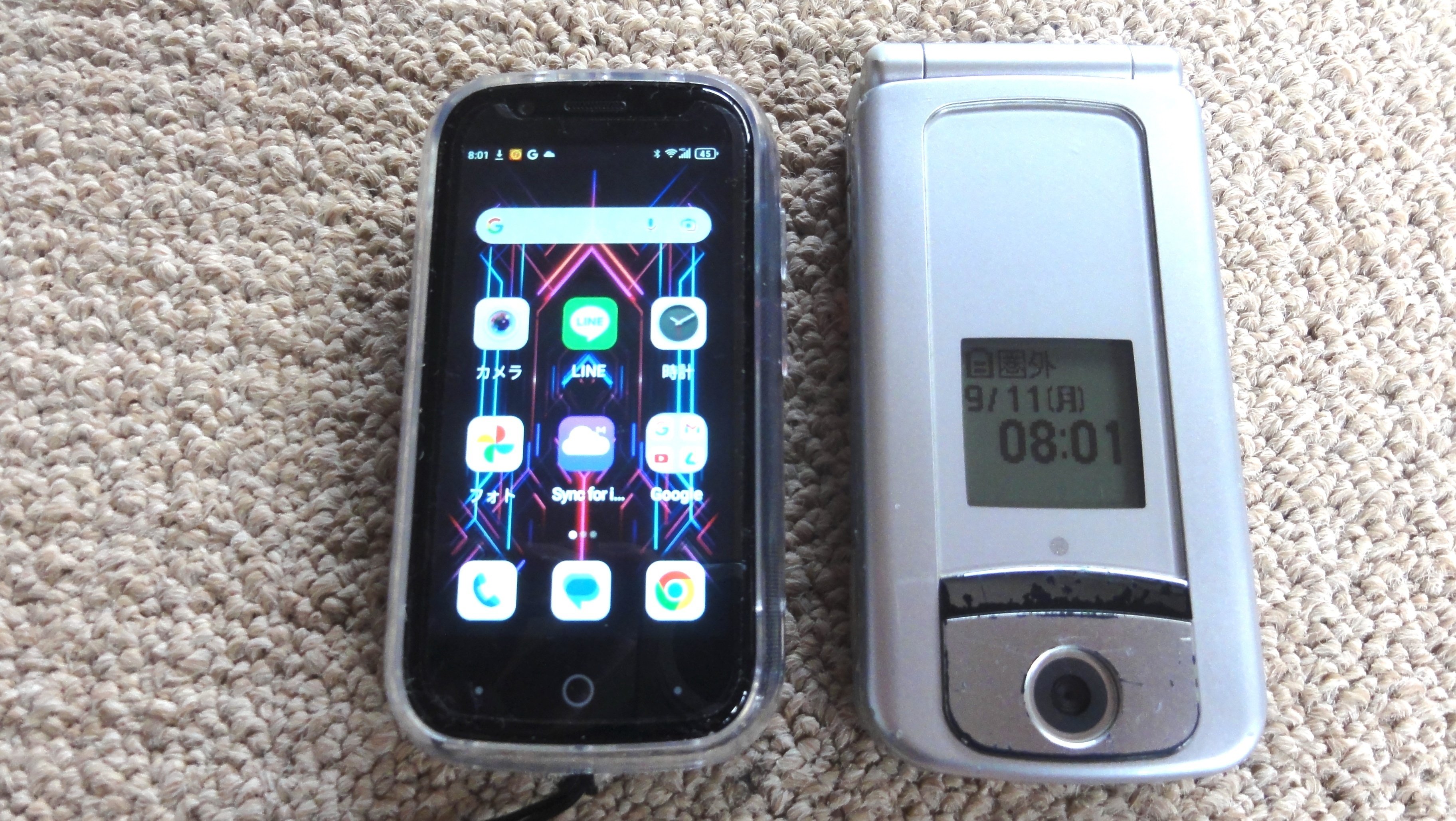 Unihertz Jelly Star - 最小の 3.0 インチ Android 13 スマートフォン