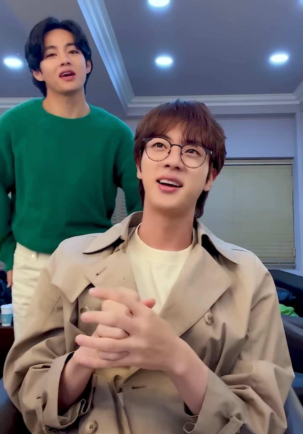 BTS JIN : 9月のキムソクジンさん｜mi