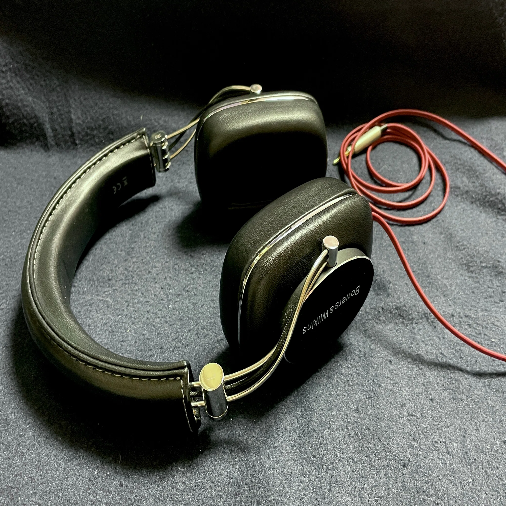 Bowers & Wilkins] P7｜ふゃりぃにゃ