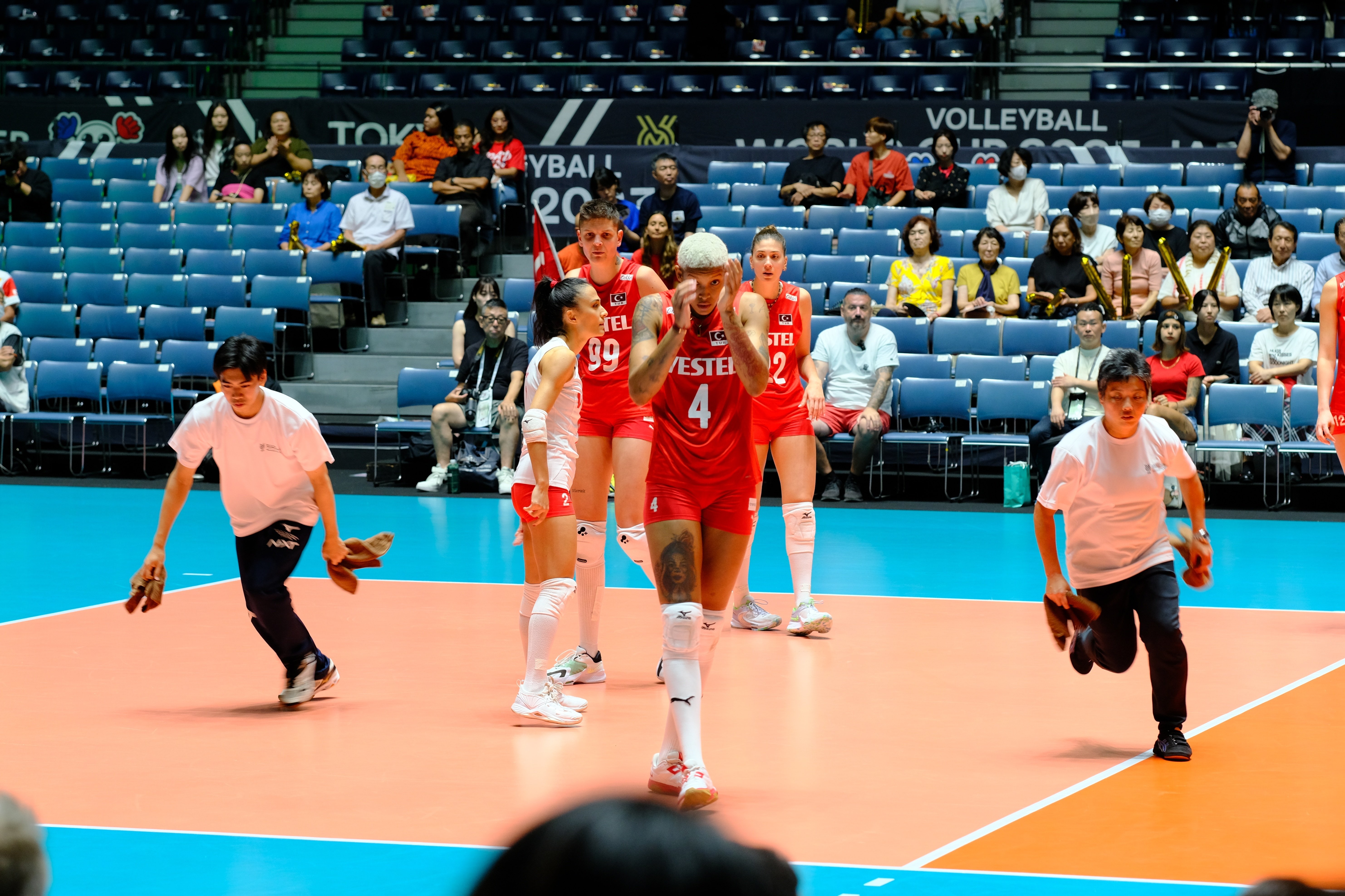 バレーボール トルコ女子代表・ Melissa Vargas + Ebrar バレーボール トルコ女子代表・ Melissa Vargas + Ebrar