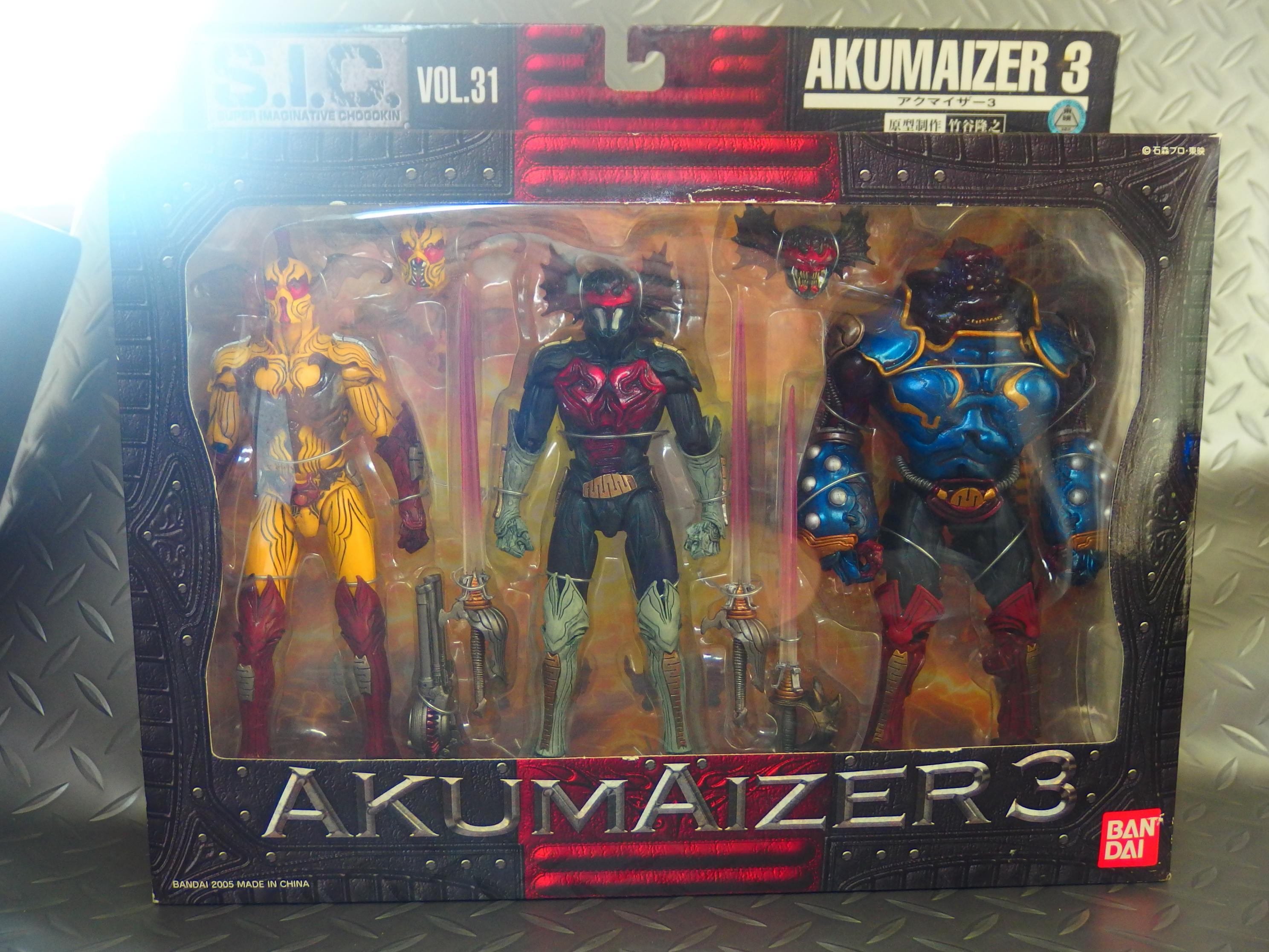 AKUMAIZER 3(アクマイザー３) S.I.CVOL.31 フィギュア Amazon.com: S.I.C.VOL.31 Akumaizer 3 (japan import) : Toys