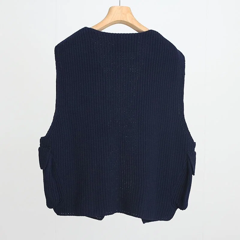 いつものコーデの調味料に【INSCRIRE】よりWOOL JERSEY FIELD VESTが 