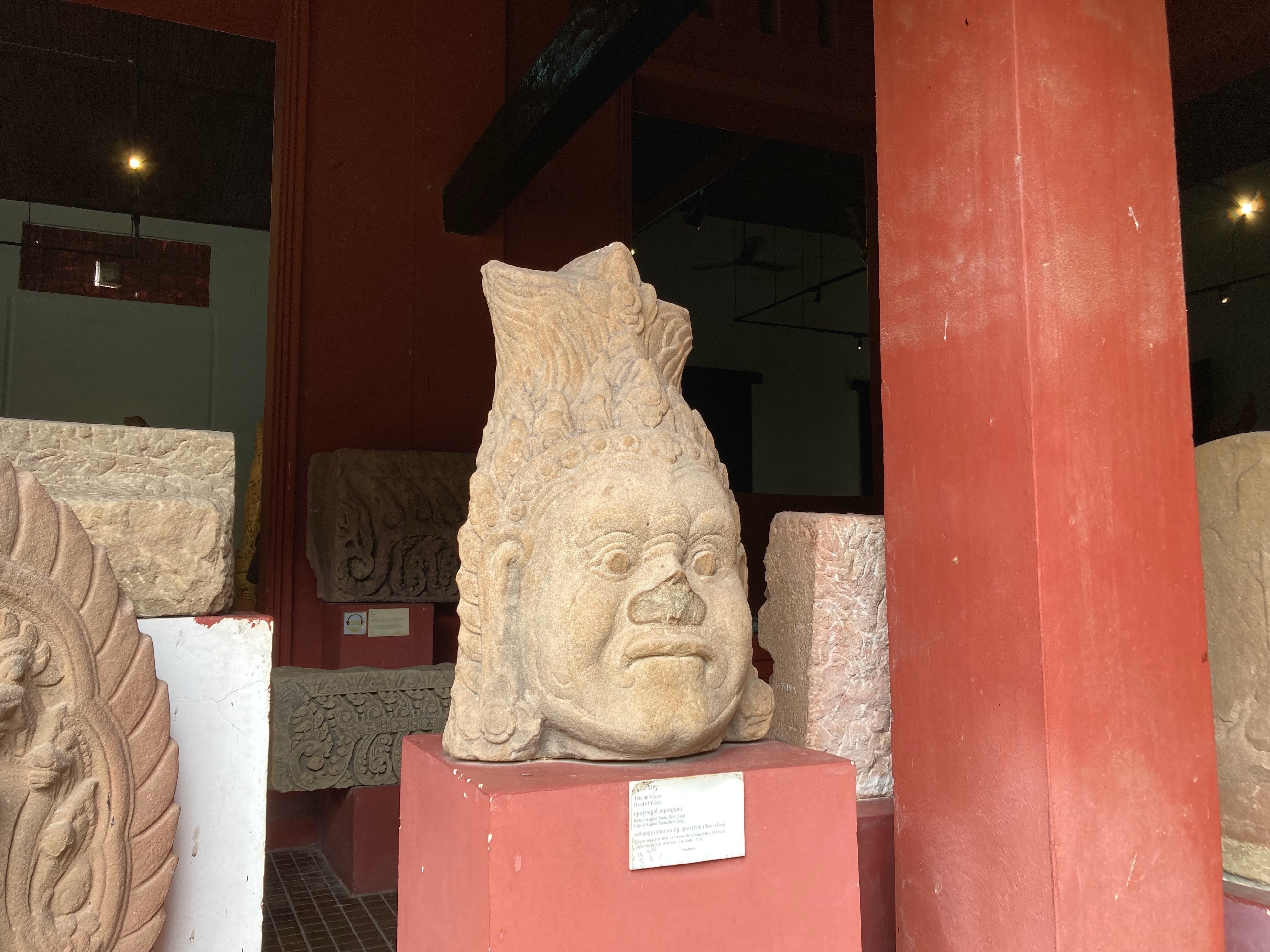 カンボジア国立博物館、再訪（頭の中の遺跡マップに石像を置いていく