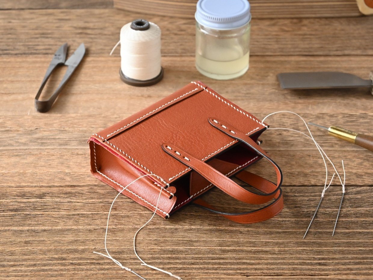 少しの創造力と遊び心 -Bag charm-｜enfoque / 革小物職人