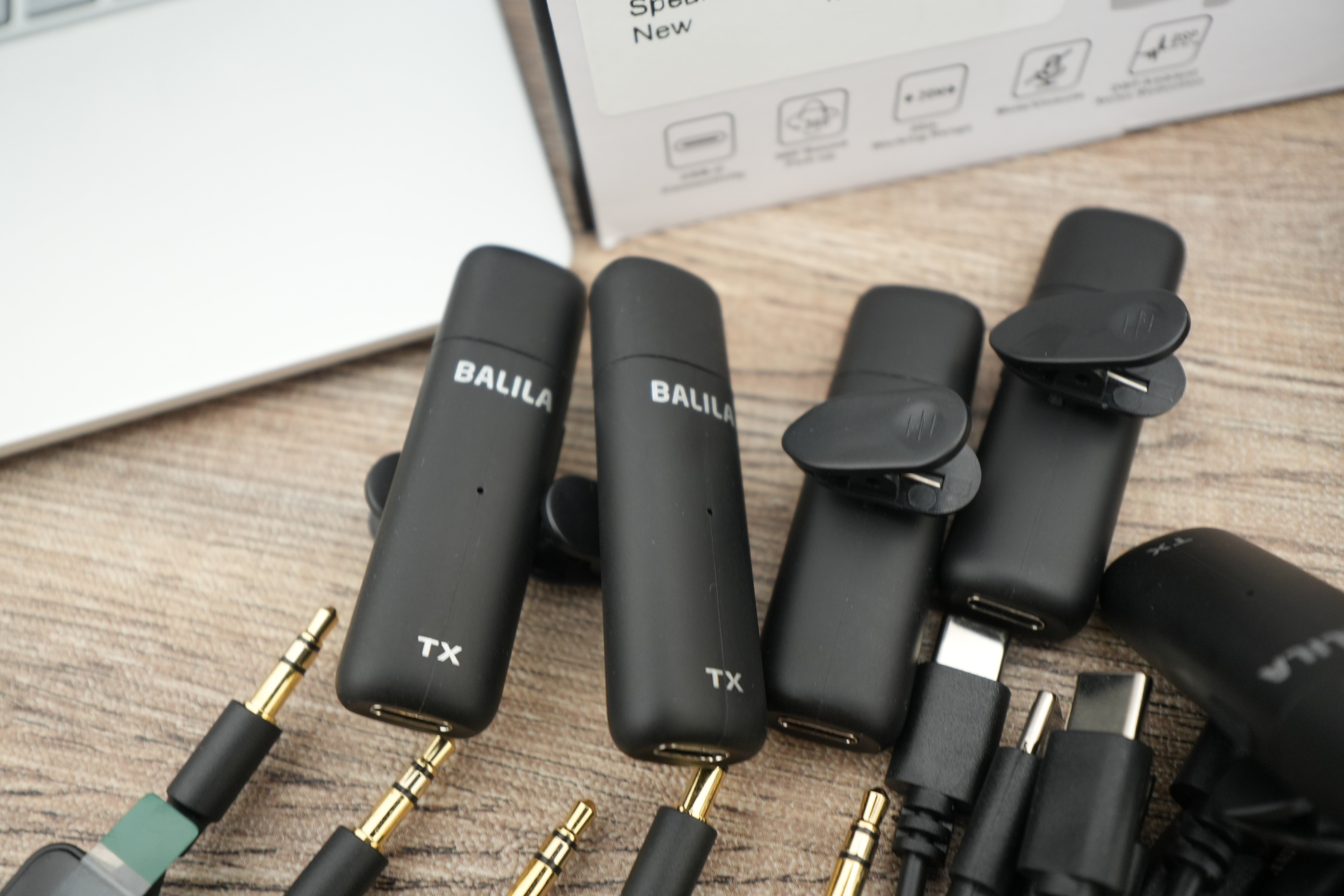 レビュー品】5個もマイクがつながるBALILA CM-100 スピーカー レビュー品】5個もマイクがつながるBALILA CM-100 スピーカー