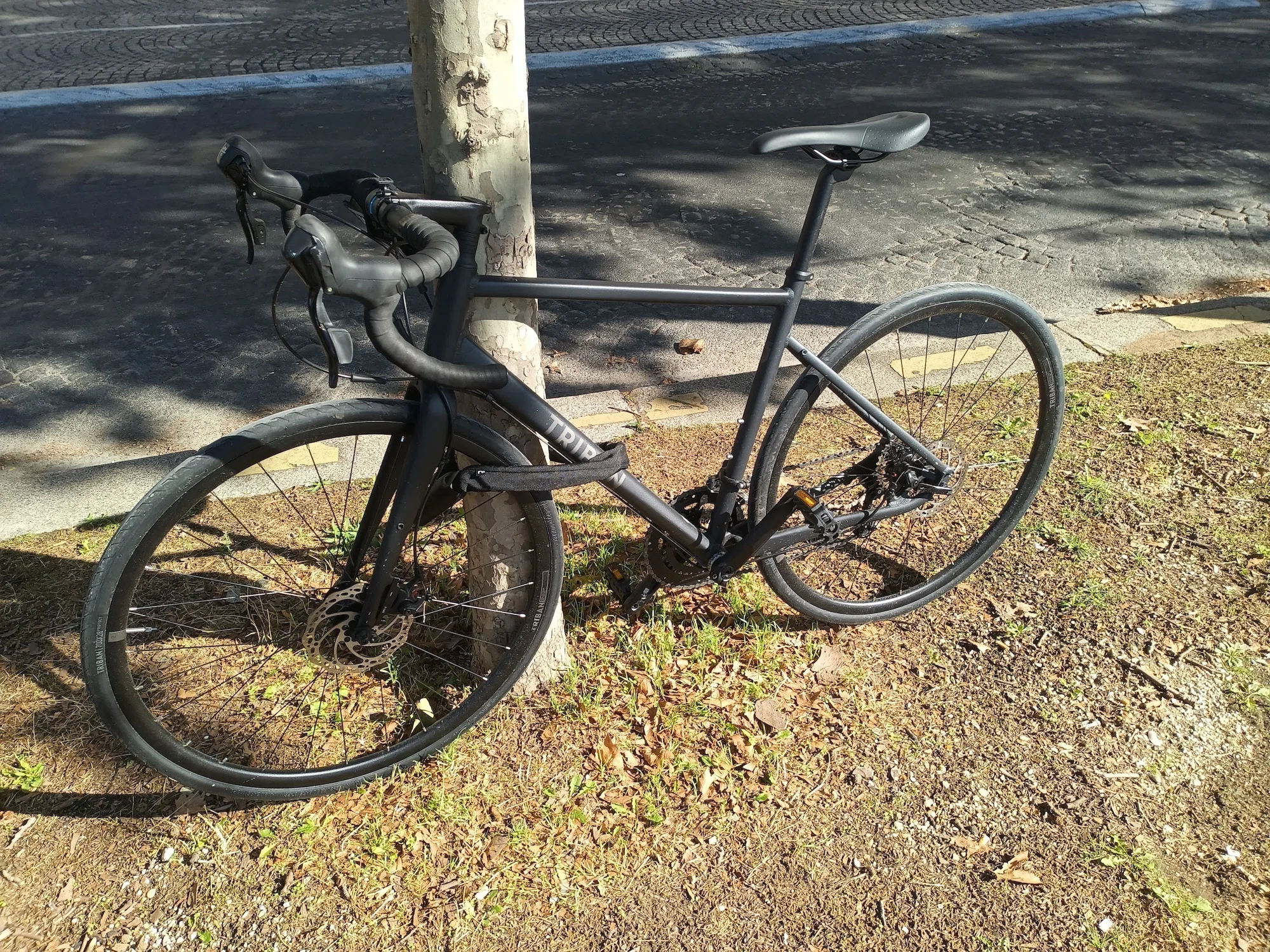 パリで見かけた自転車達（その1）： スポーツサイクル｜Silicate melt