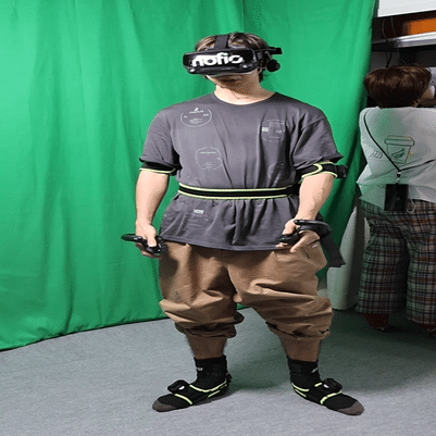 VRChatで好評！ EoZのVRトラッカー用ストラップで快適なVRライフを
