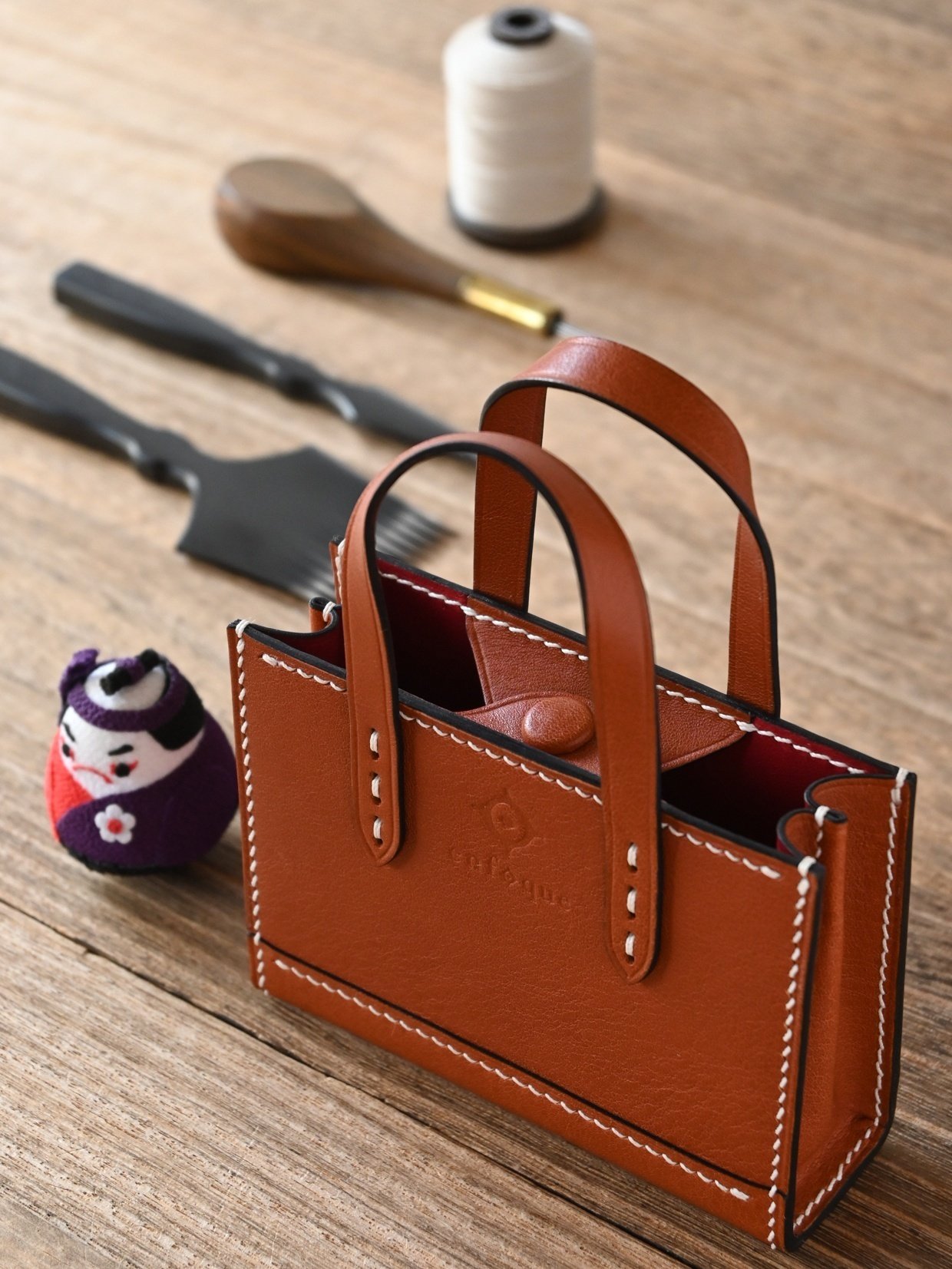 少しの創造力と遊び心 -Bag charm-｜enfoque / 革小物職人