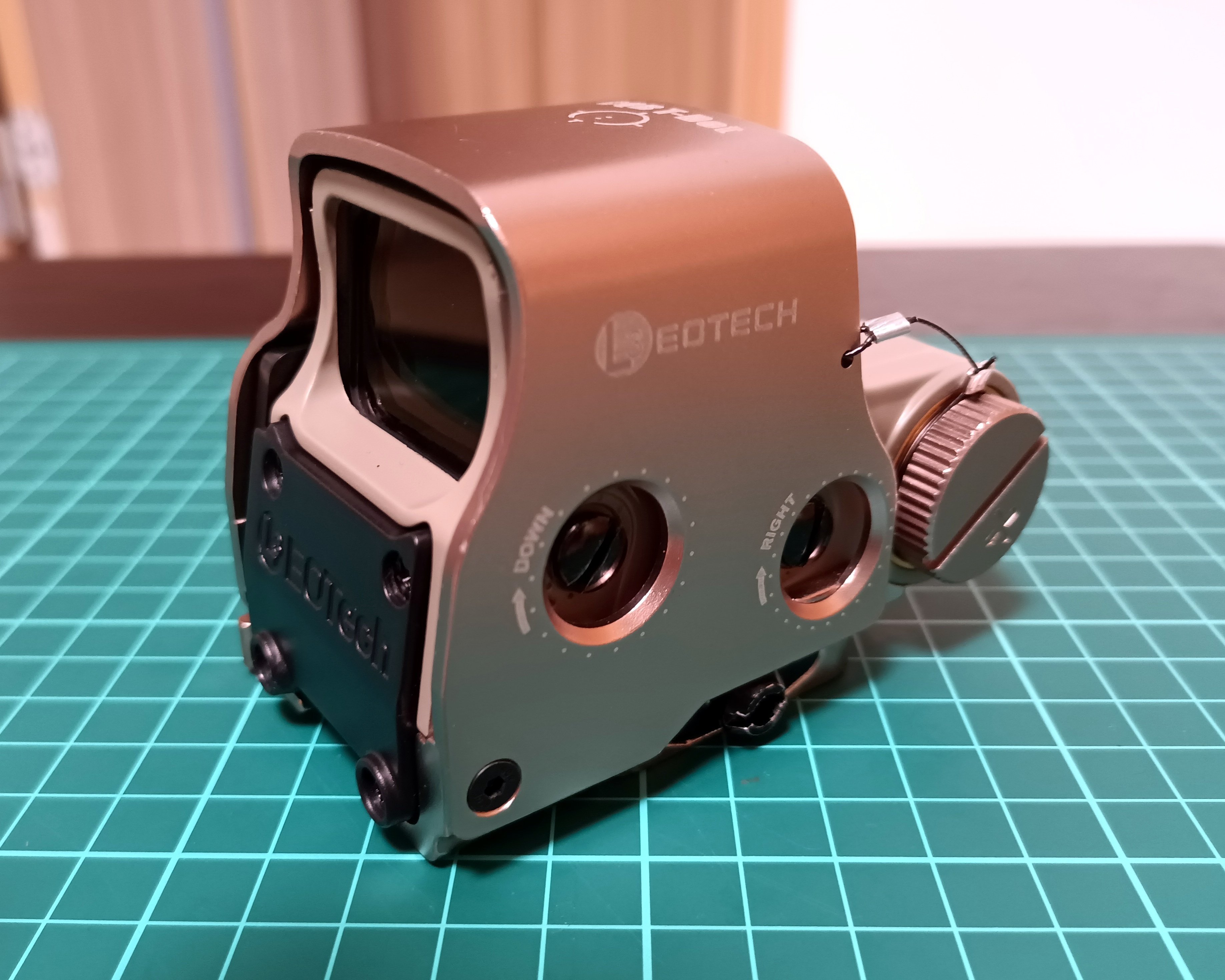 EOTech EXPS3 TANカラー レプリカ レビュー｜桜 ゆいの